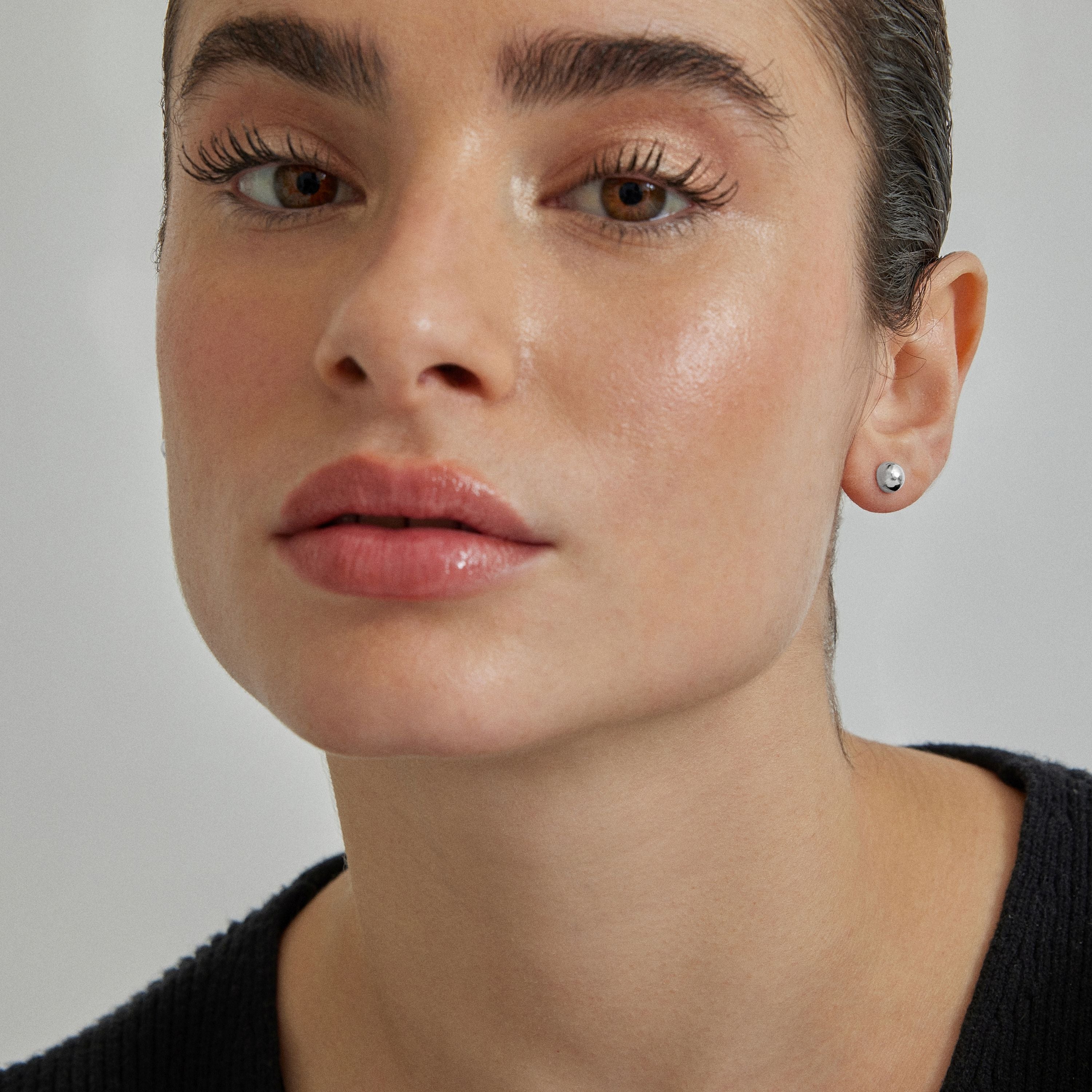 925 Sterling Silver Earrings with Rhodium Finish - Mosis