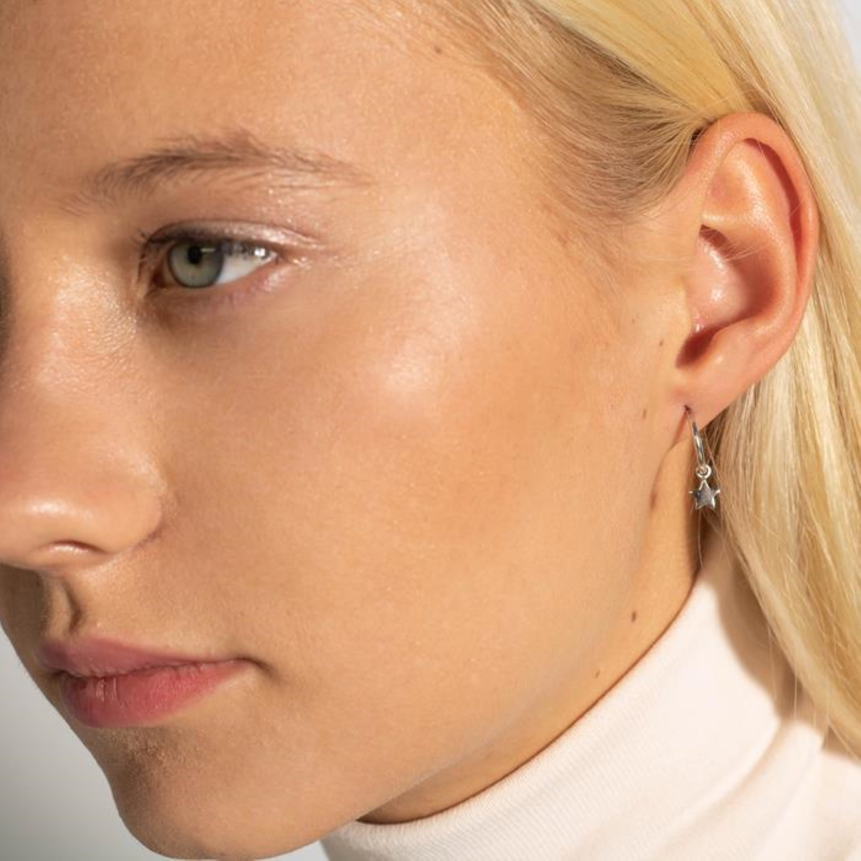 925 Sterling Silver Earrings with Rhodium Finish - Essential