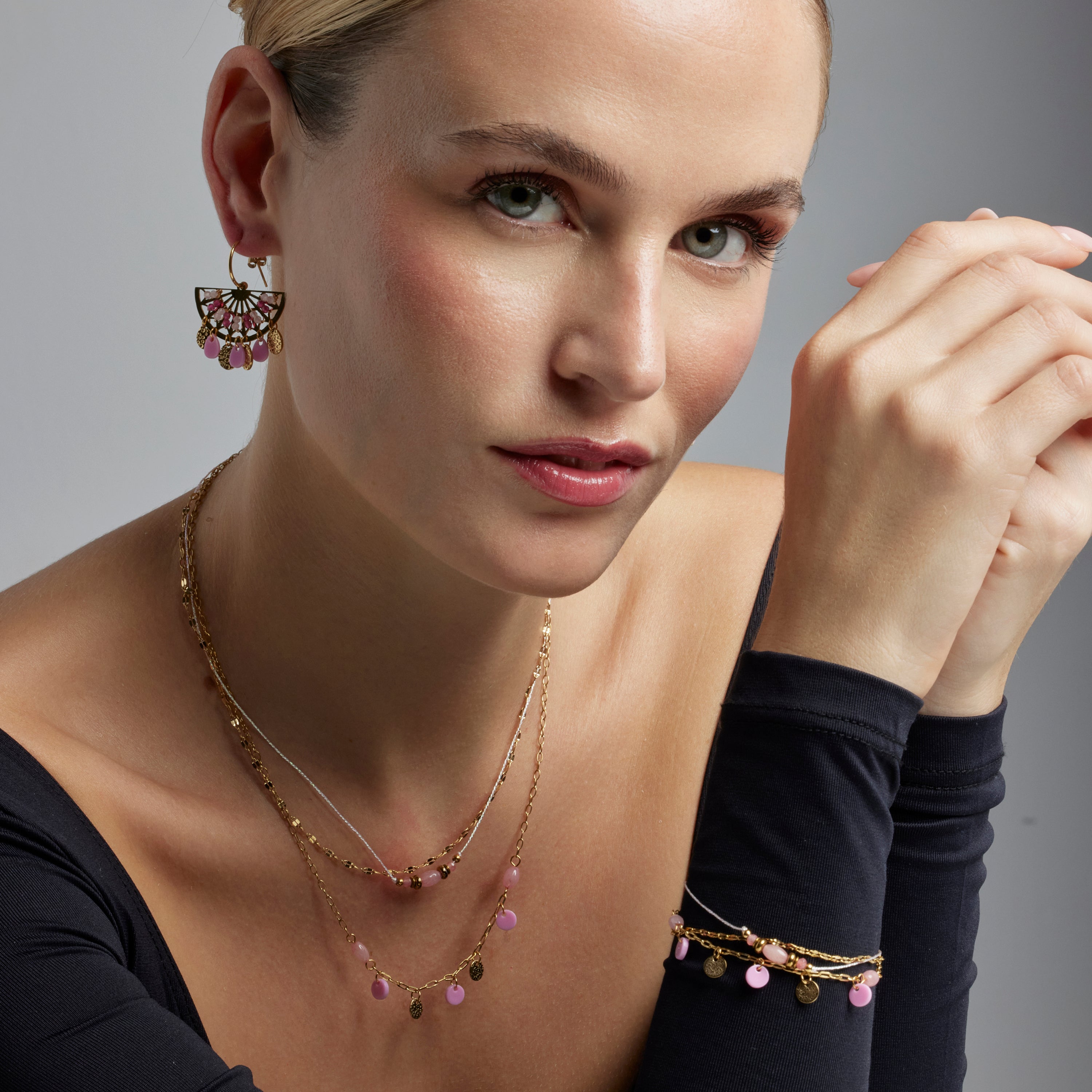 Rose Quartz Bracelet, 18k Gold Finish - Omlia