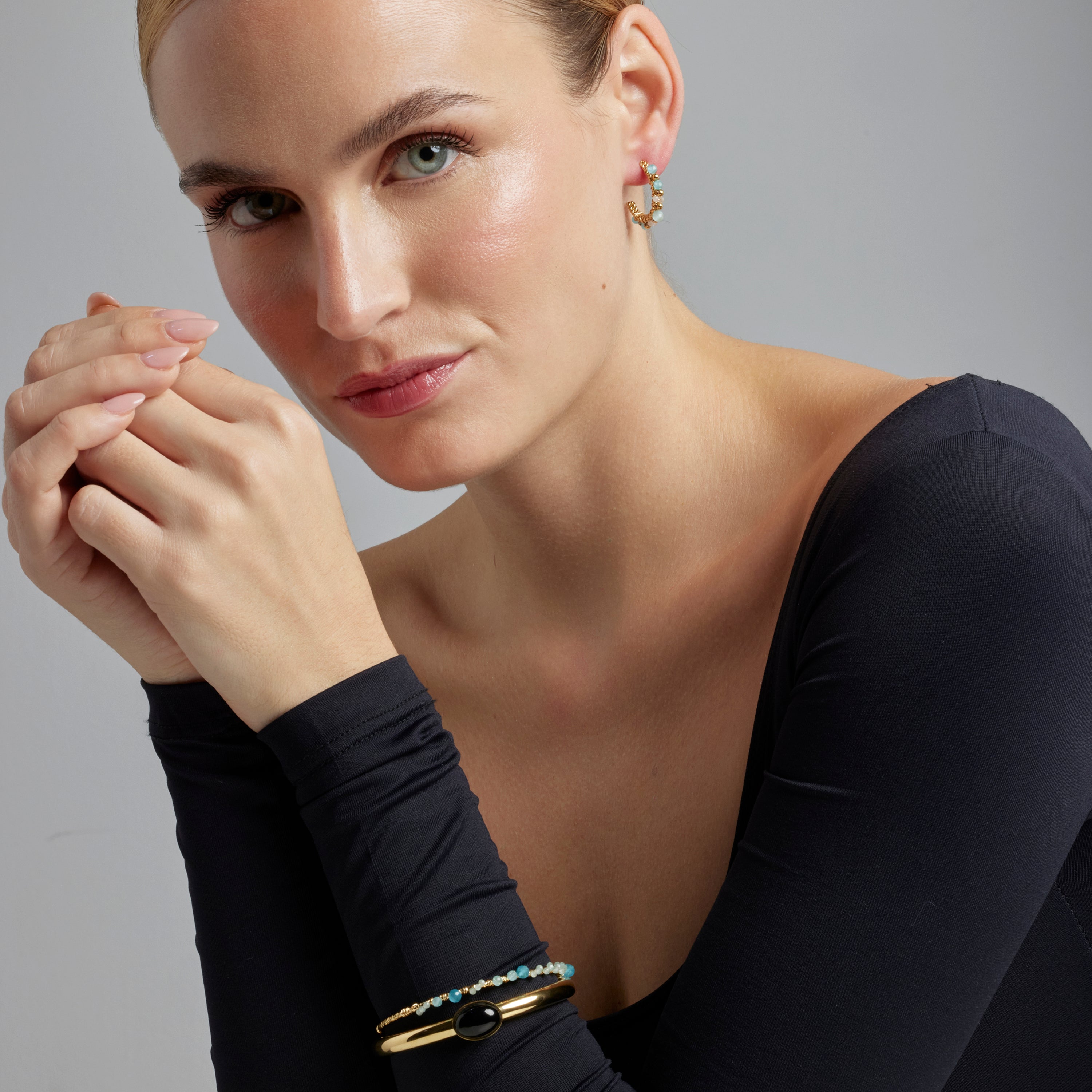 Bracelet with Black Crystal, 18k gold finish - Havros