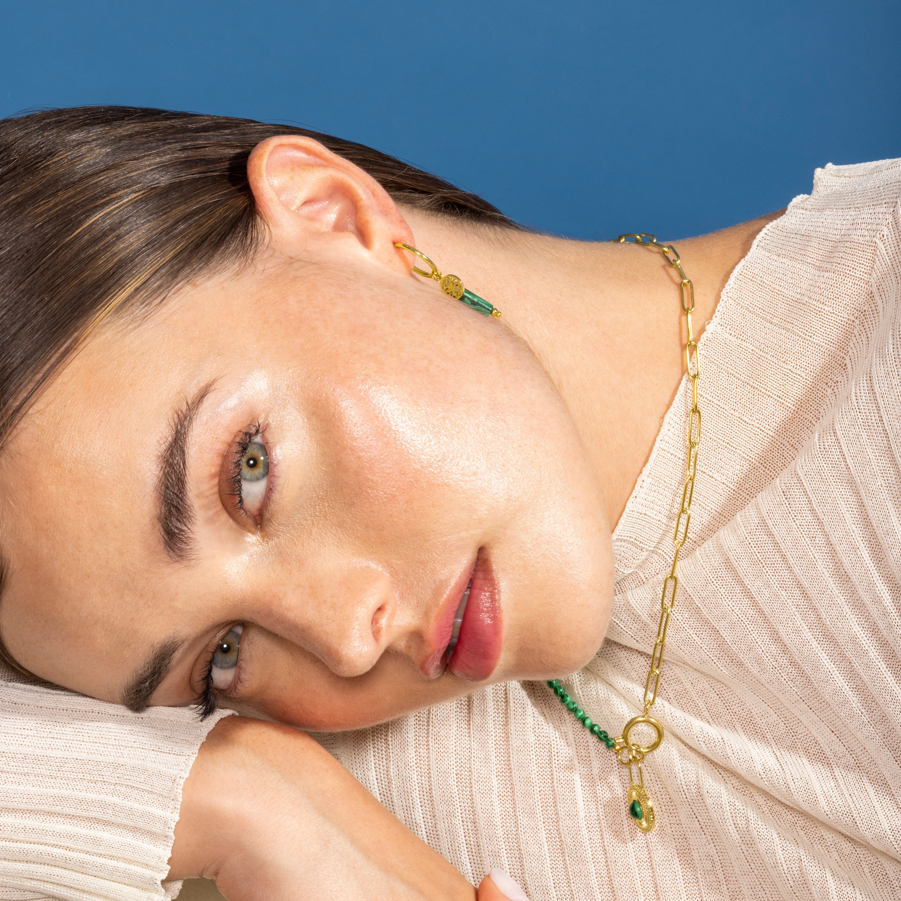 Malachite earrings finished in 18K yellow gold - Nadu