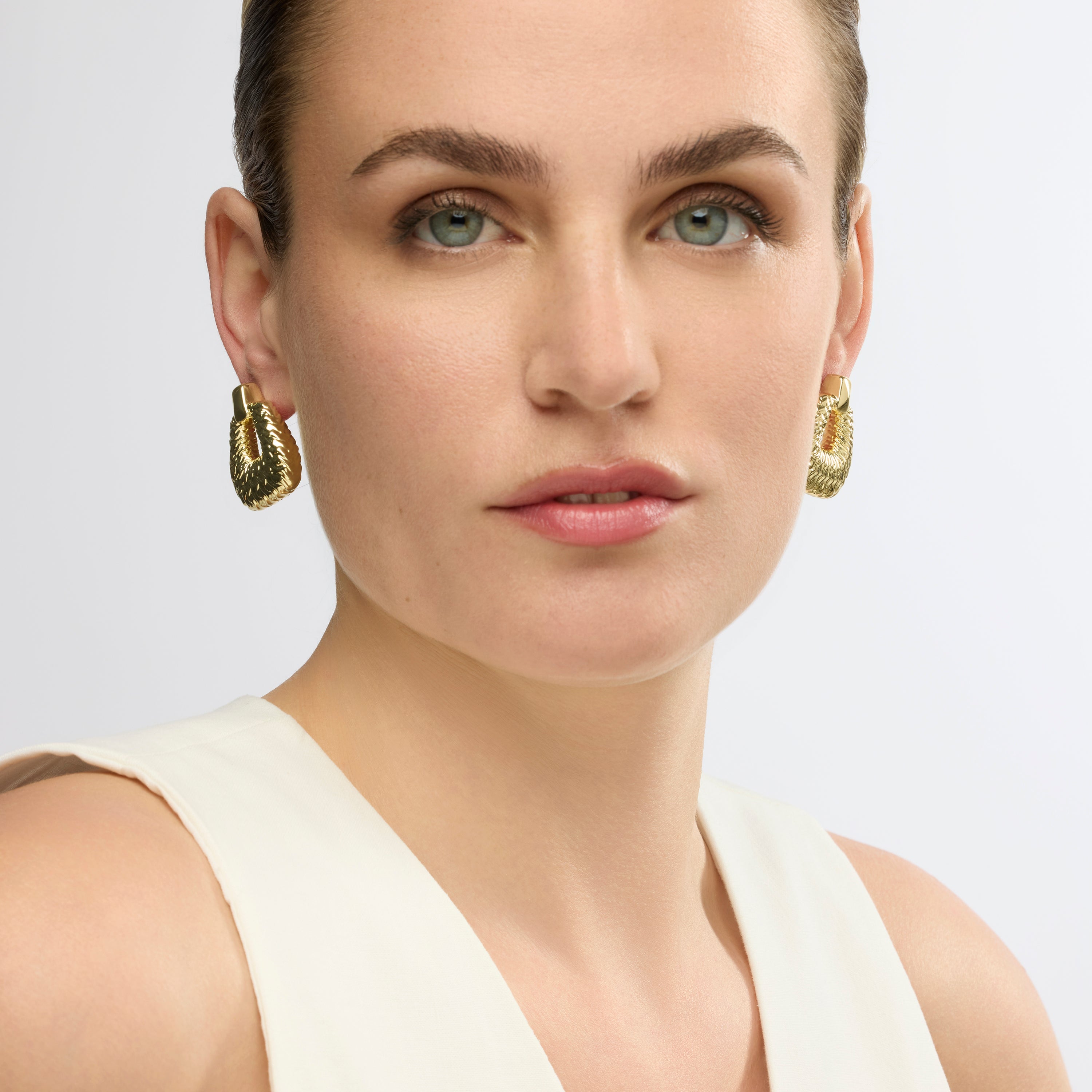 18k yellow gold finish earrings with brilliant zirconia - Chiuk
