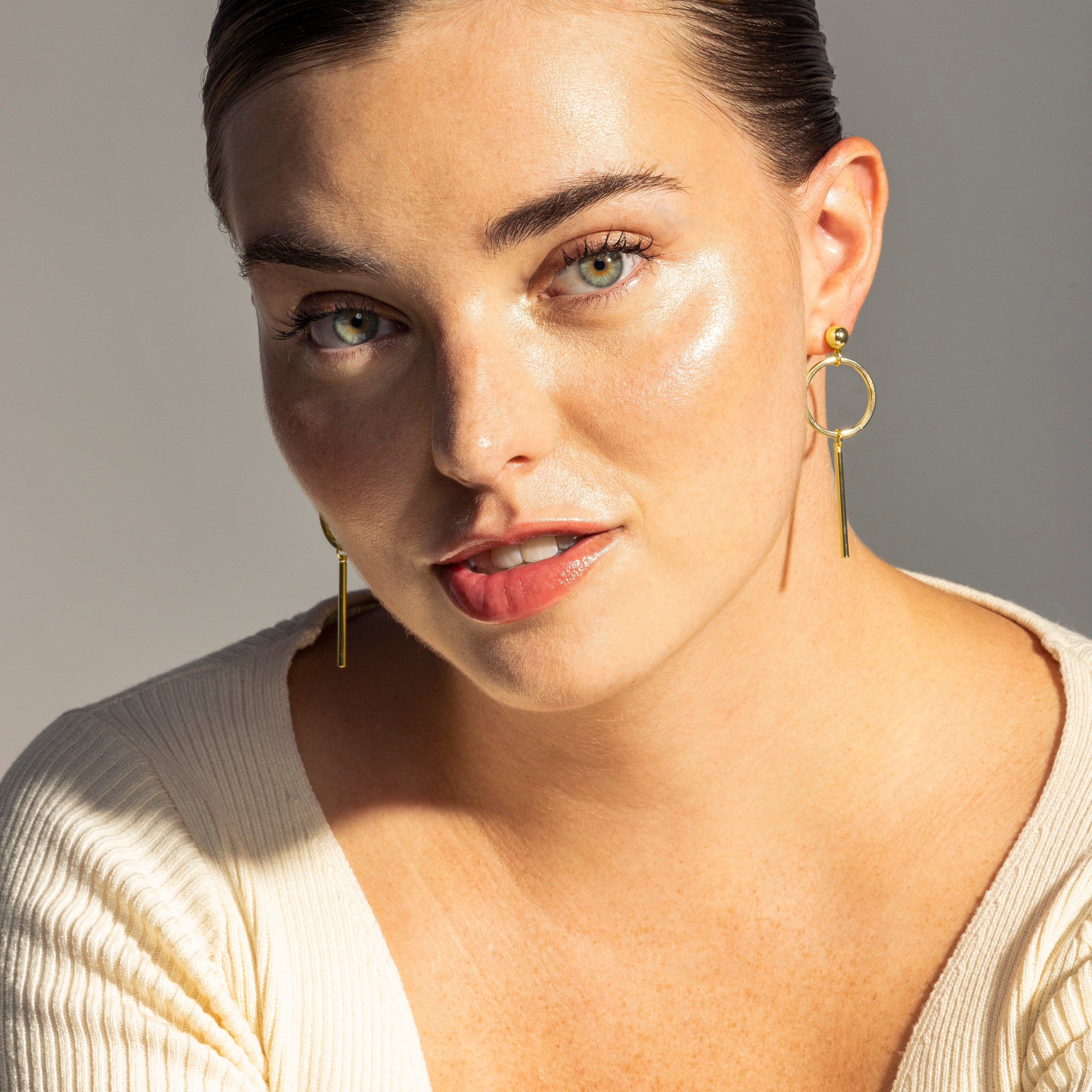 Earrings finished in 18K yellow gold - Coion