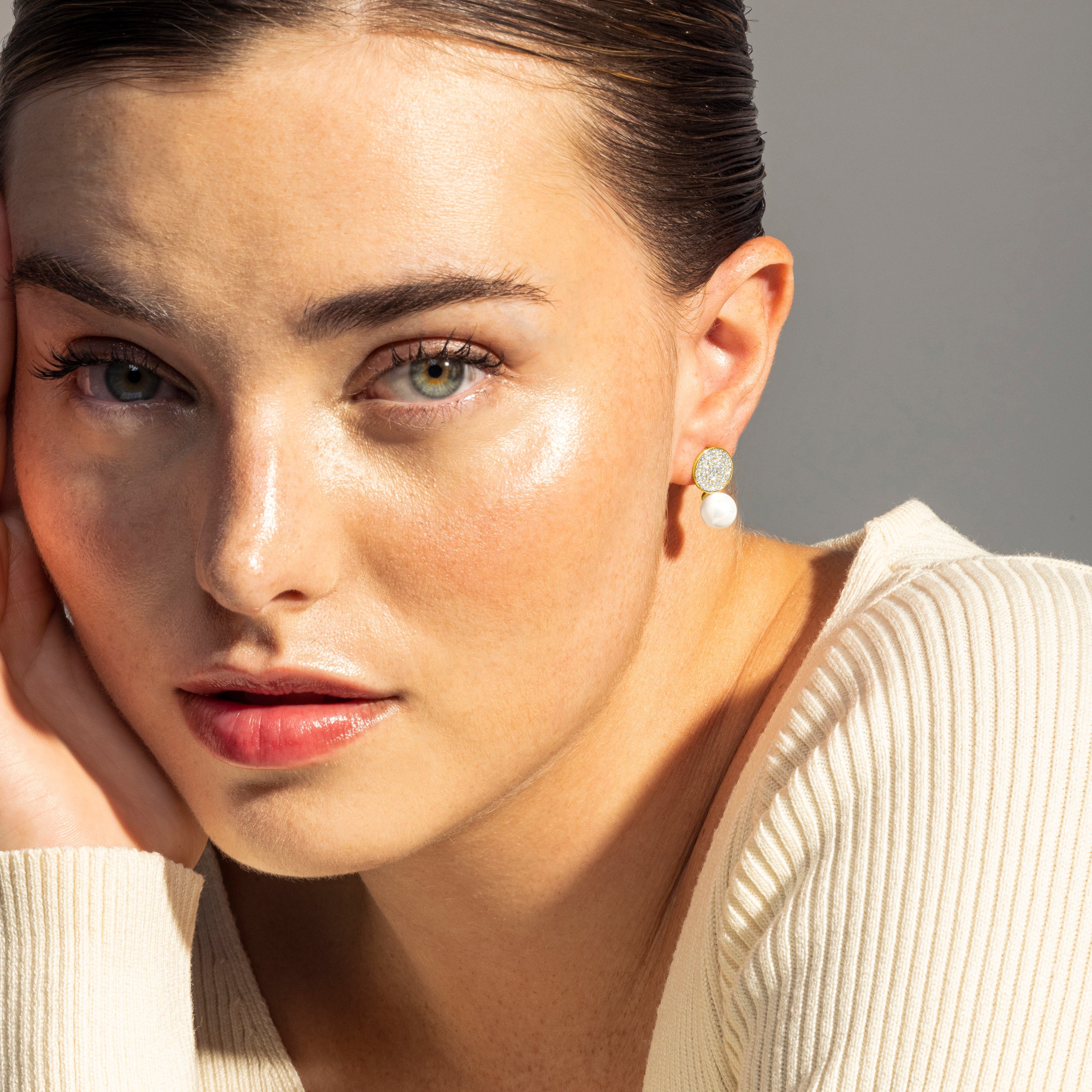 18K yellow gold finished earrings - Nuja