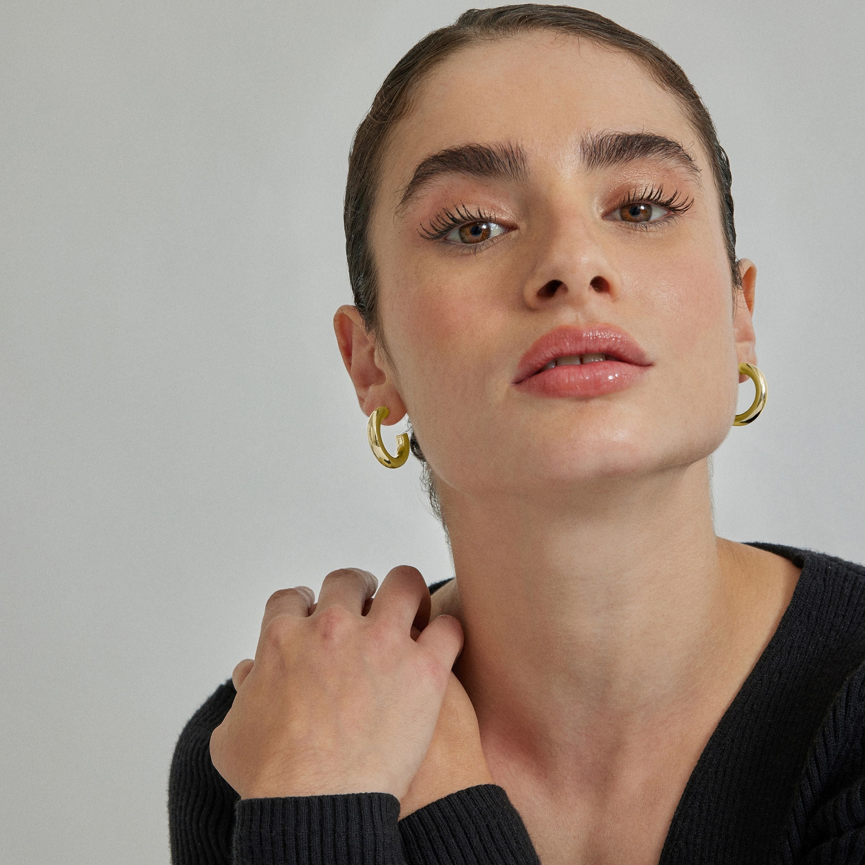 Pendientes acabados en oro amarillo 18K - Shiwa