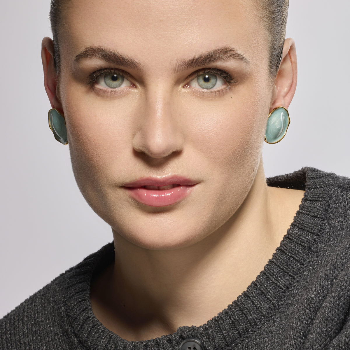 Huldio Blue Lacquer Earrings with 18k yellow gold finish