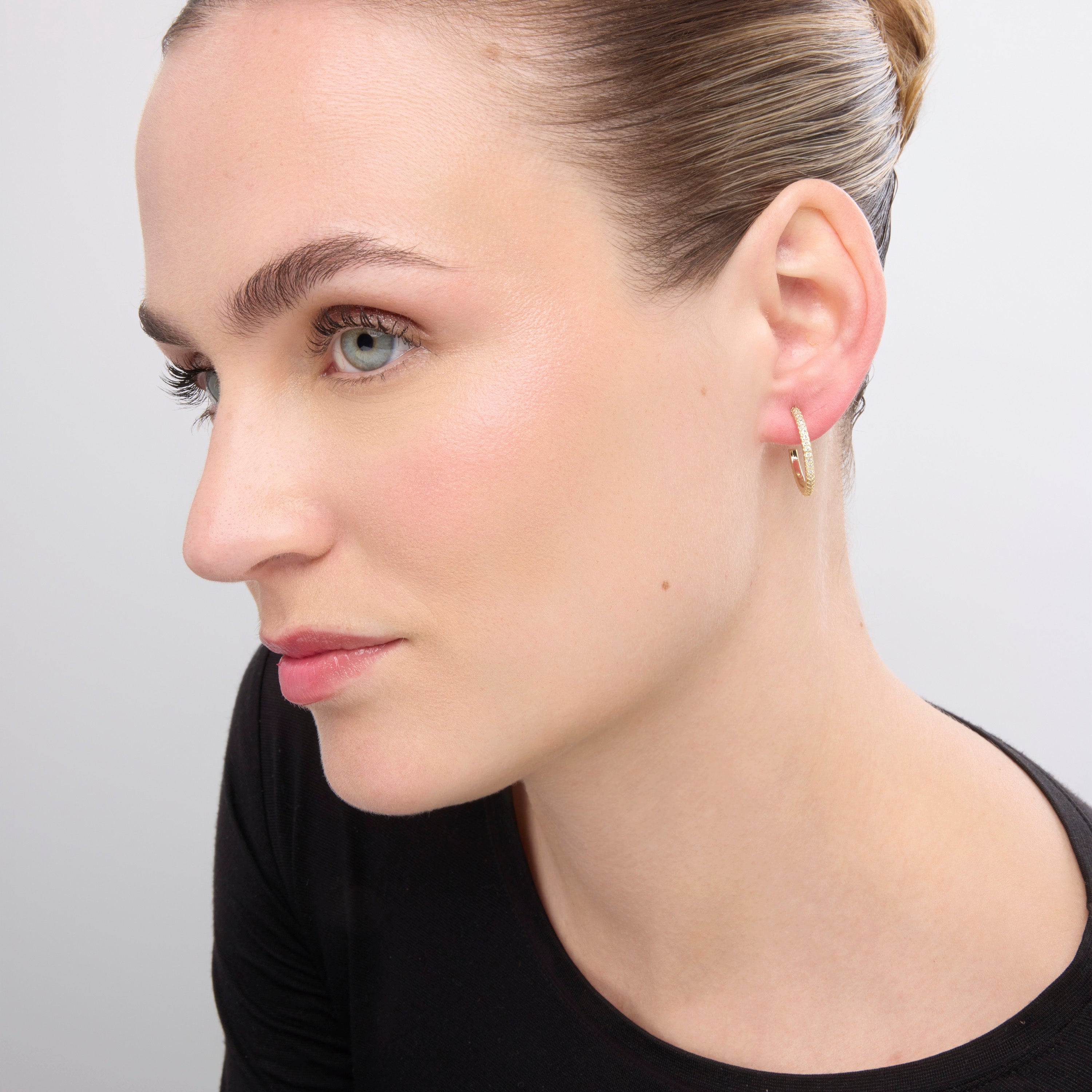 18k yellow gold finish earrings with brilliant zirconia - Random