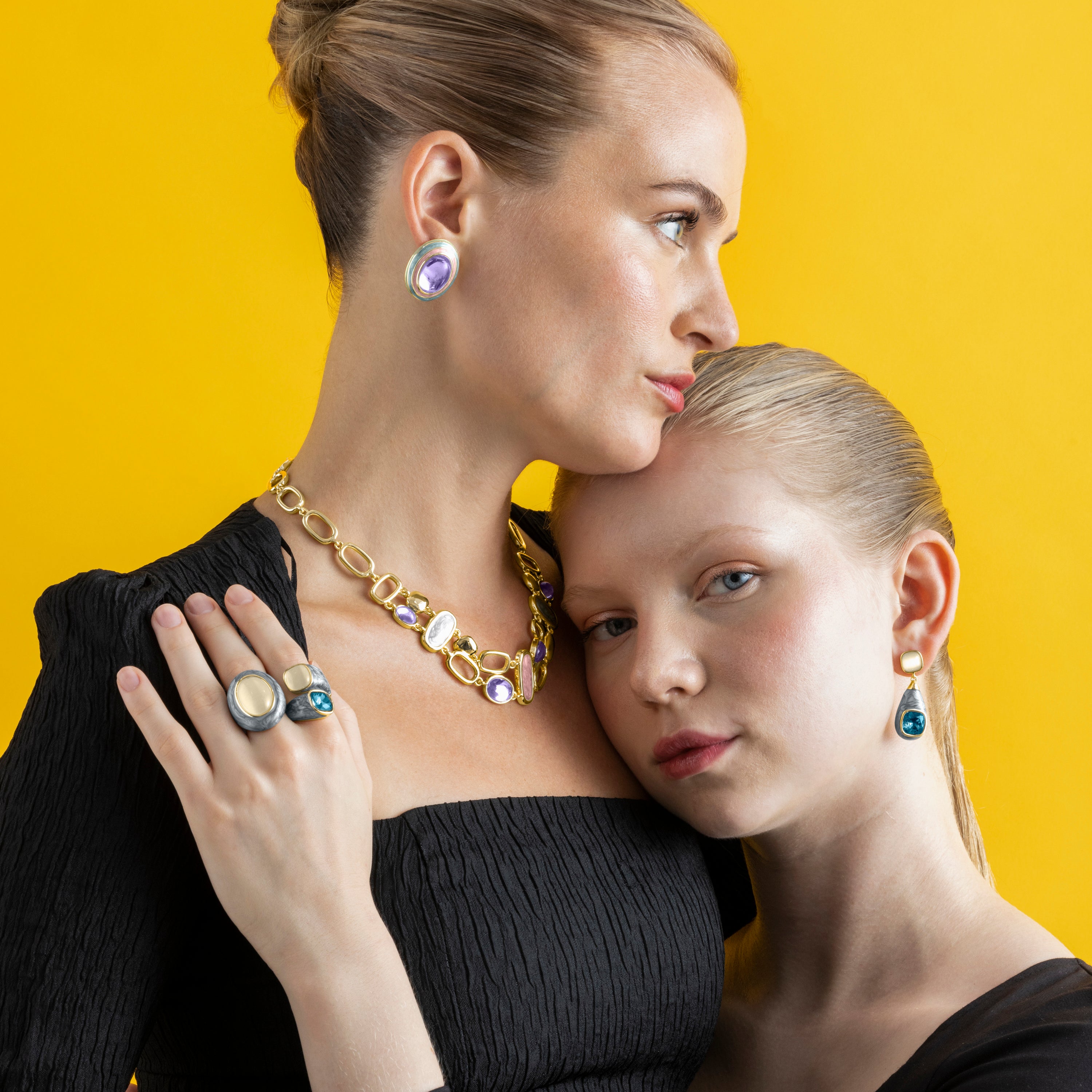 Multicolor Lacquer Necklace with 18k Gold Finish - Laido