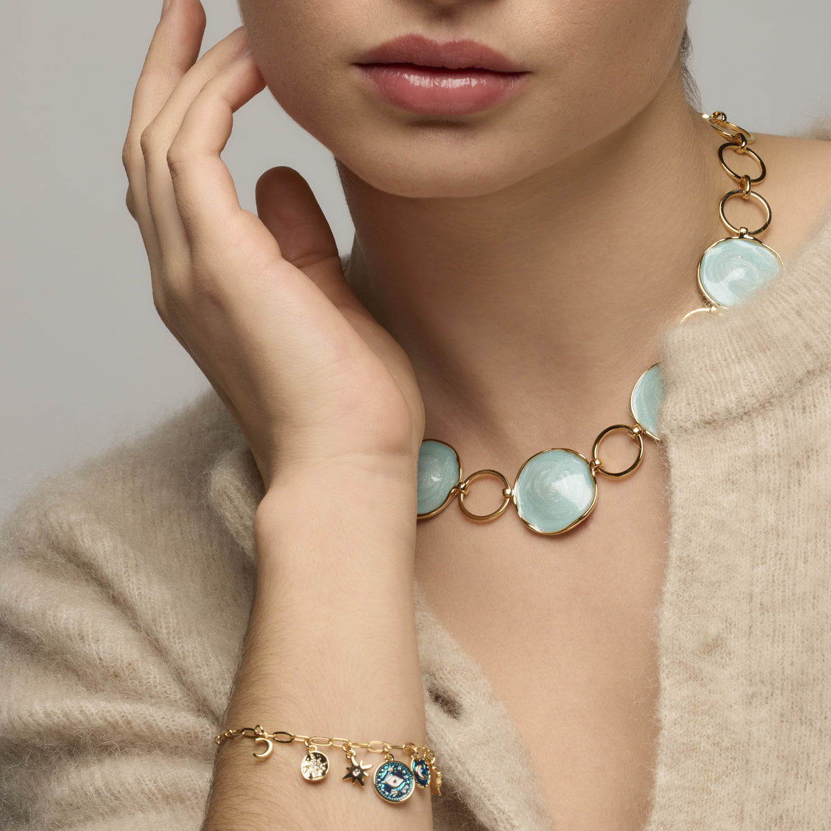 Huldio Blue Lacquer Necklace with 18k yellow gold finish