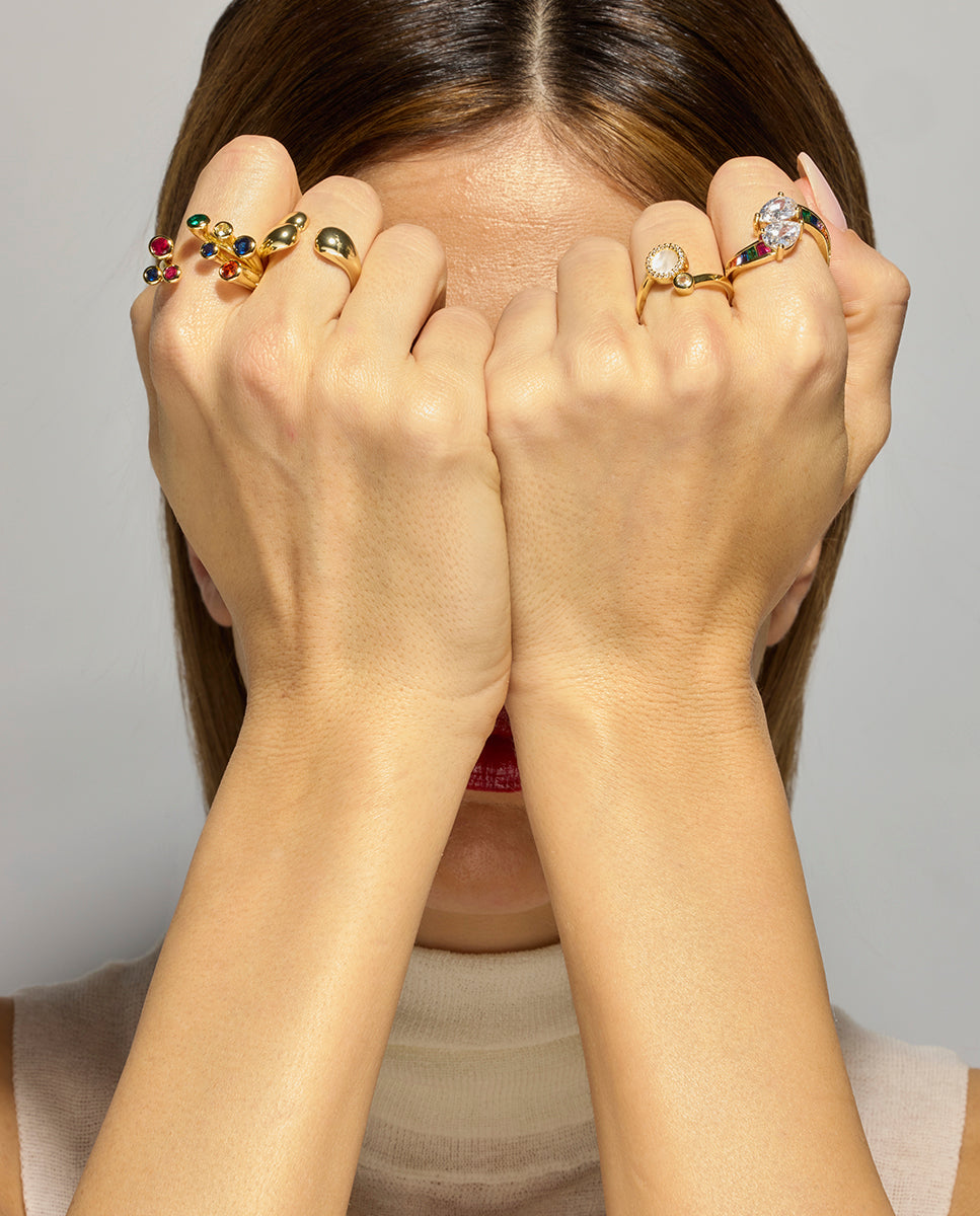 Ring with White Mother of Pearl, 18k Gold Finish - Yaran