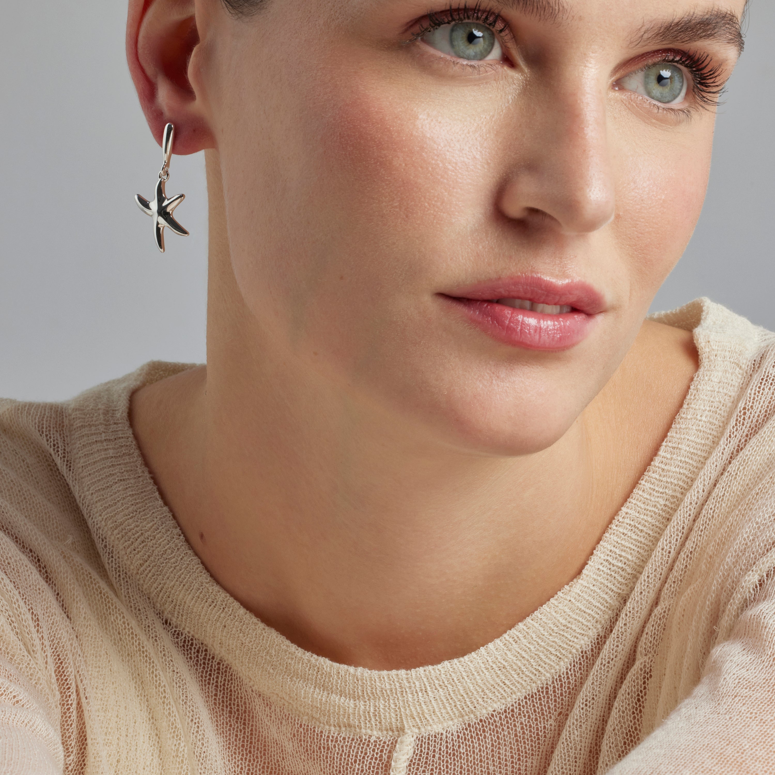 Rhodium-plated earrings - Snes