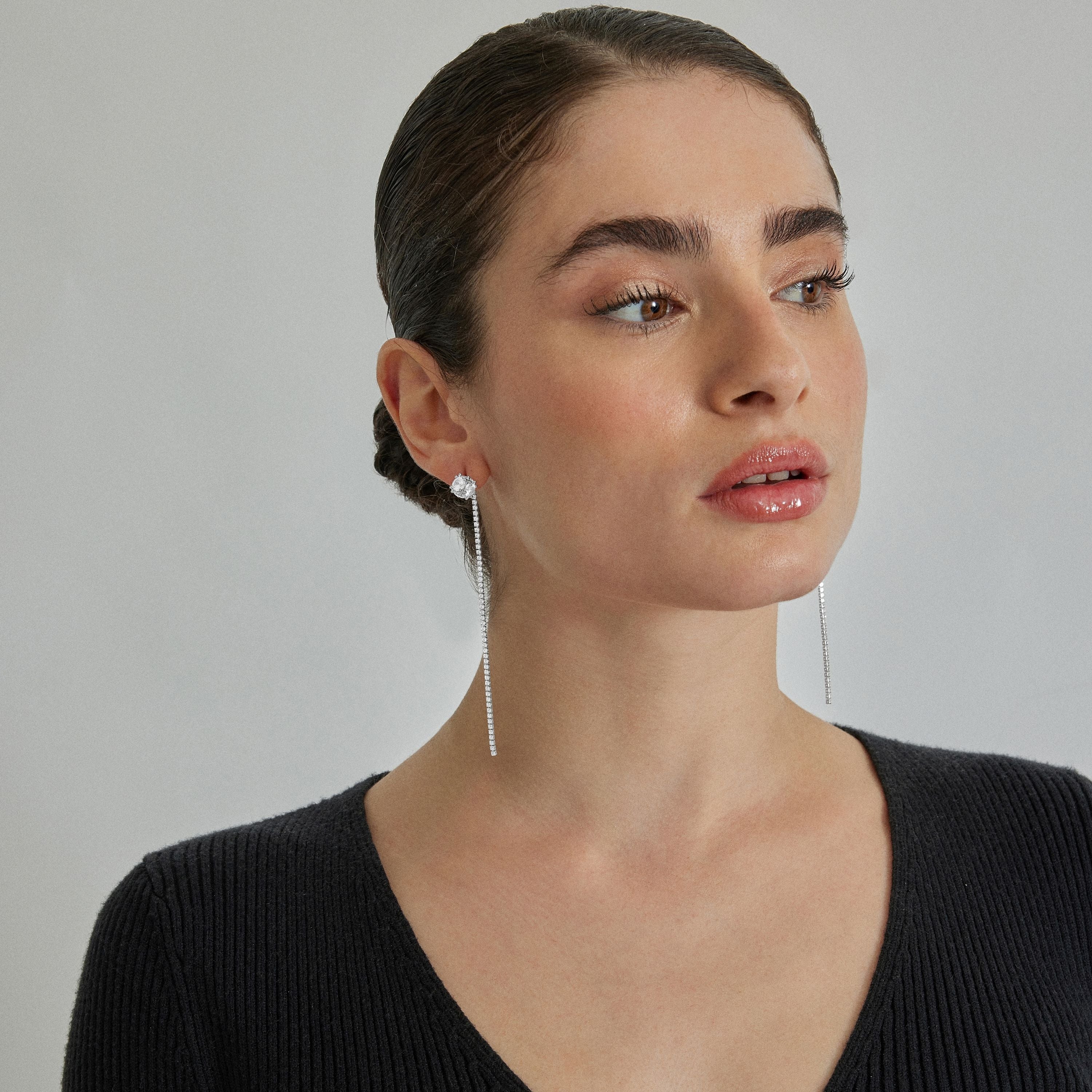 Shiny Zirconia Earrings with Rhodium Finish - Kyur