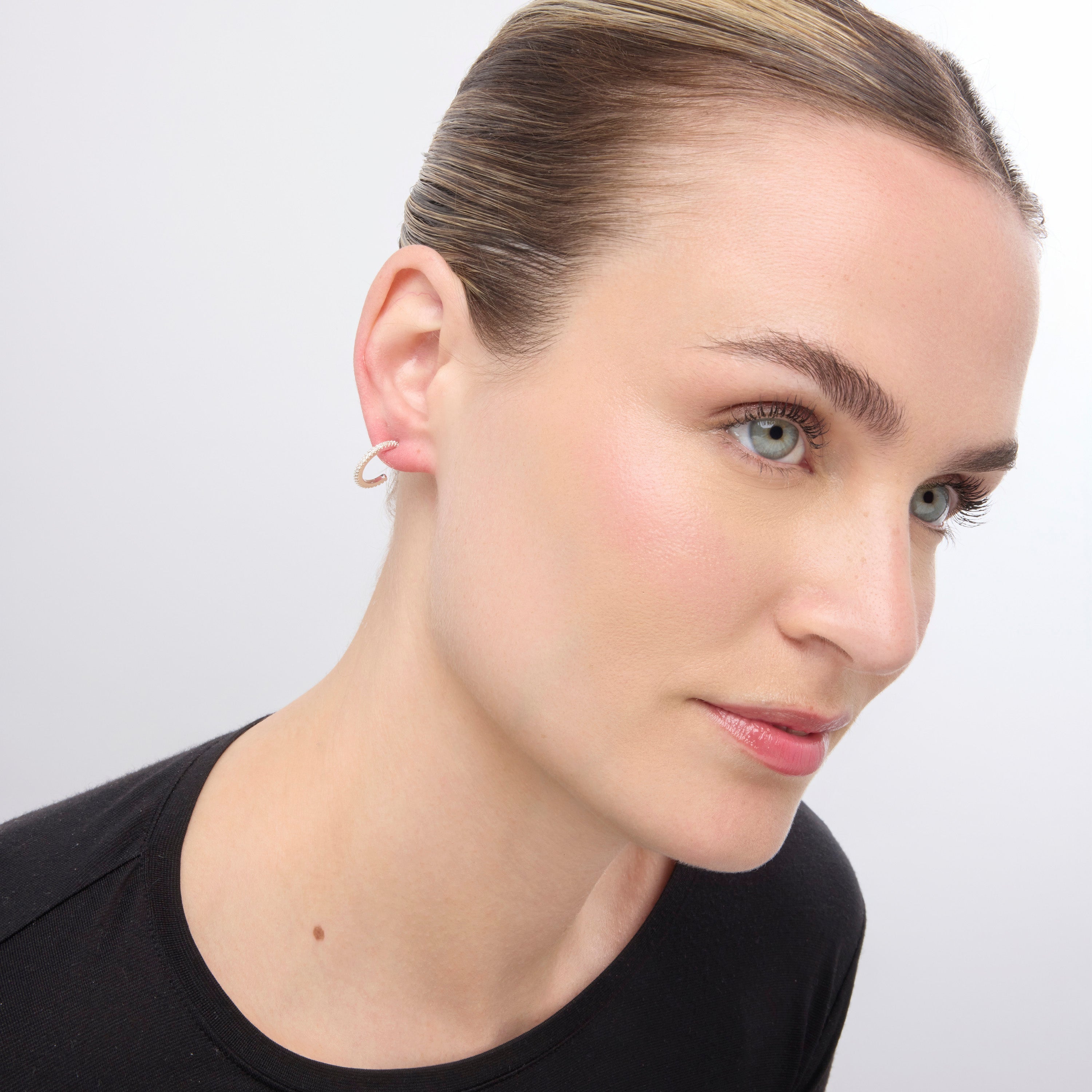 Silver finish earrings with brilliant zirconia - Random