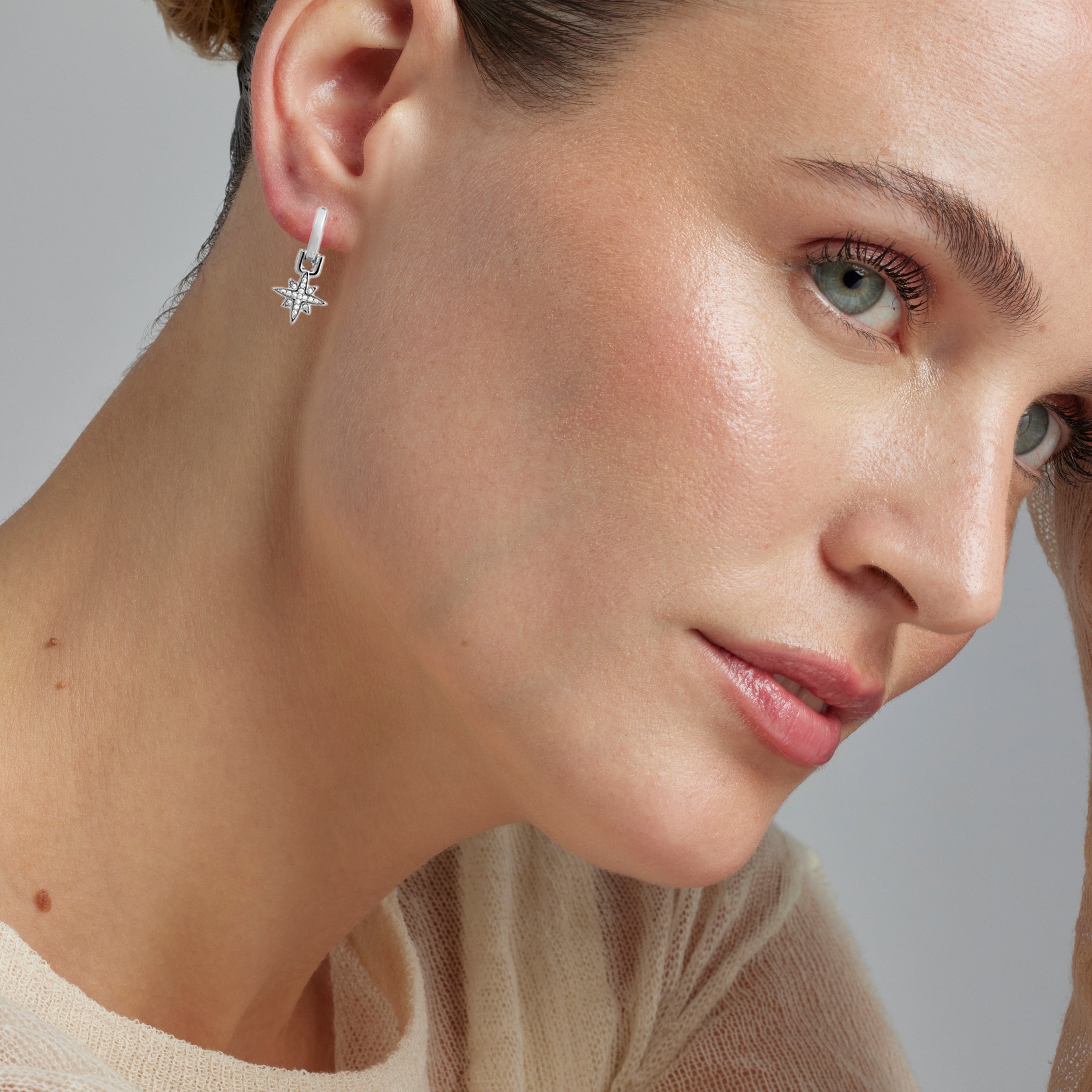 Rhodium-plated brilliant zirconia earrings - Sionqui