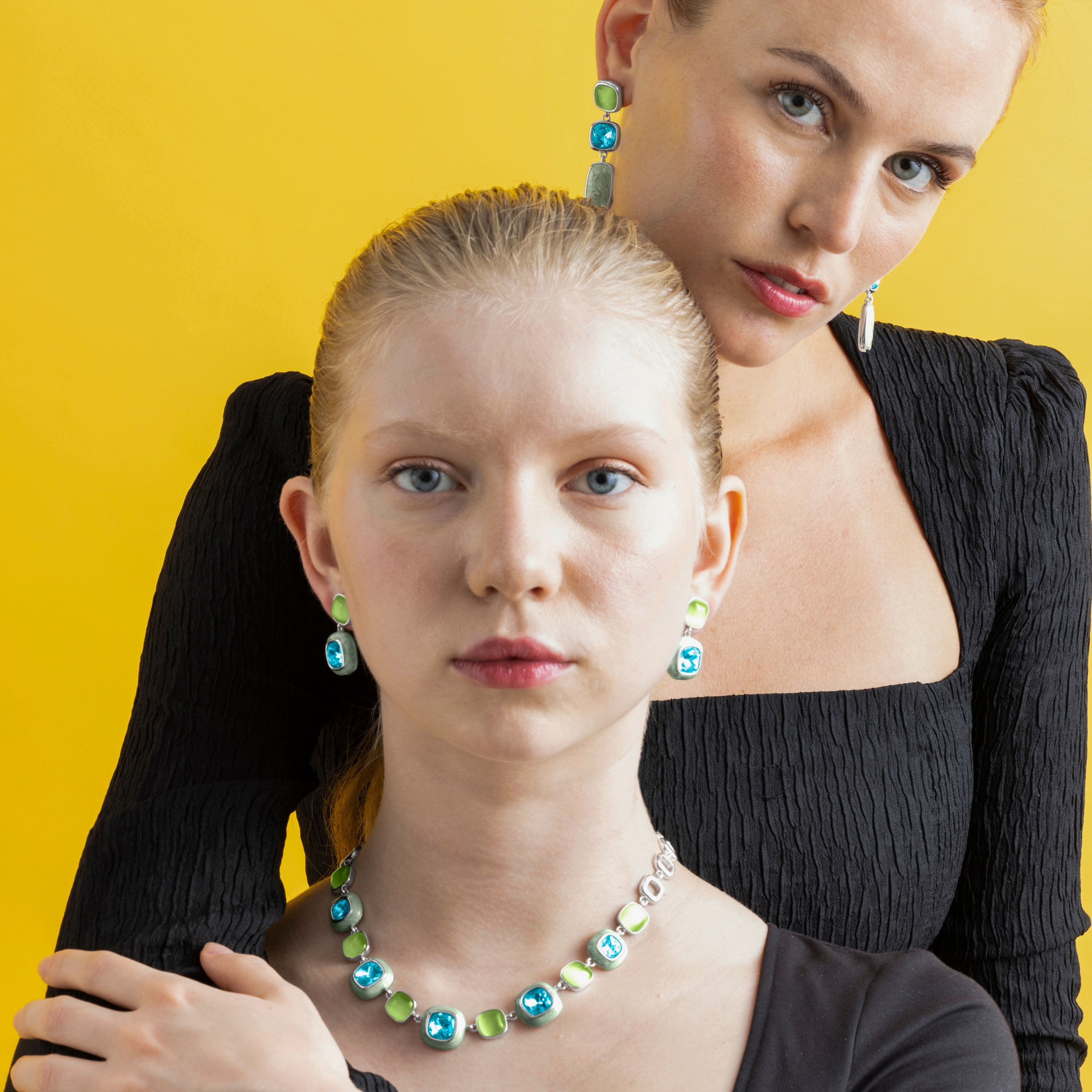 Blue Crystal Necklace in Silver Finish - Drogolo