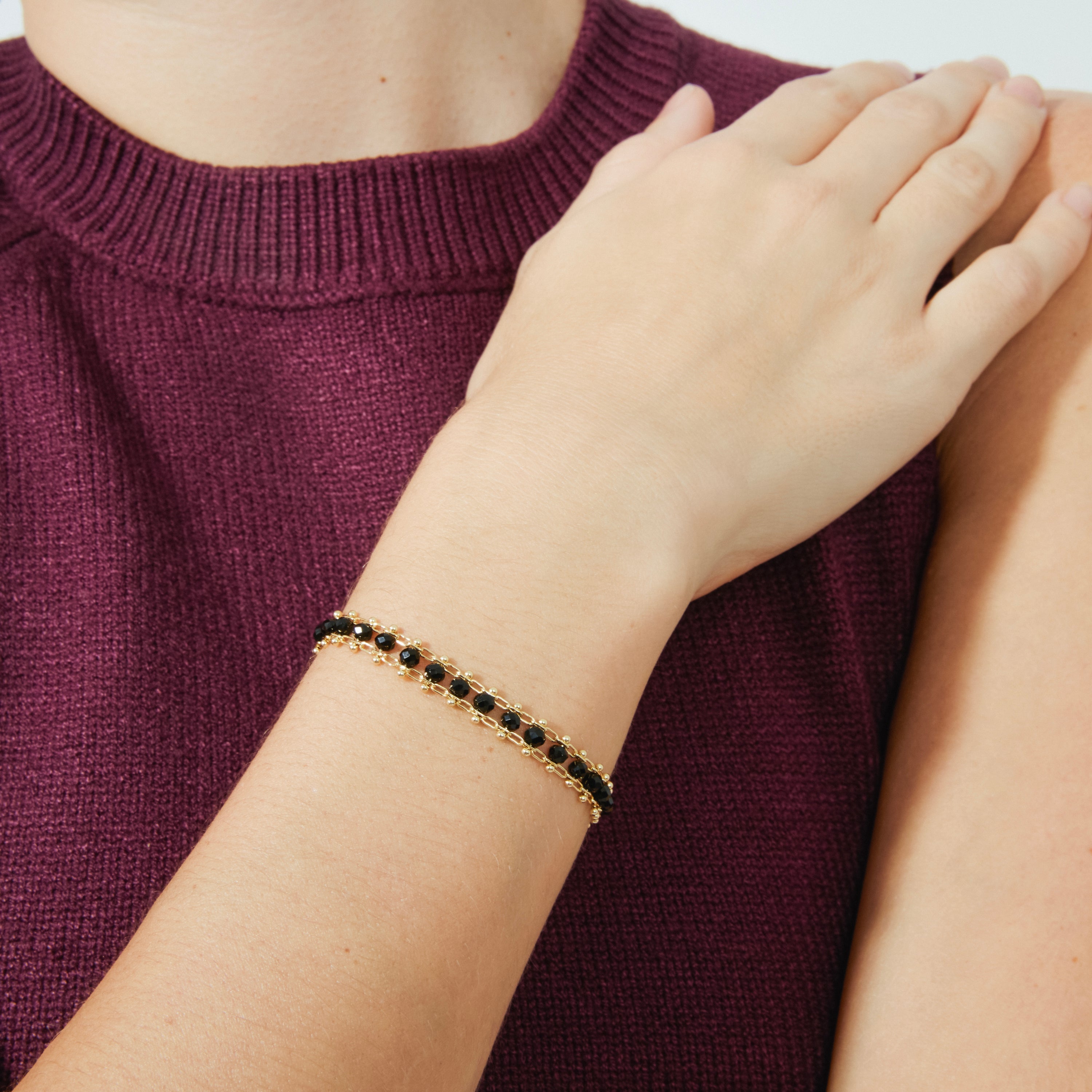 Pulsera de Plata de Ley 925 con Cristal Negro acabada en oro amarillo 18K - Lailai