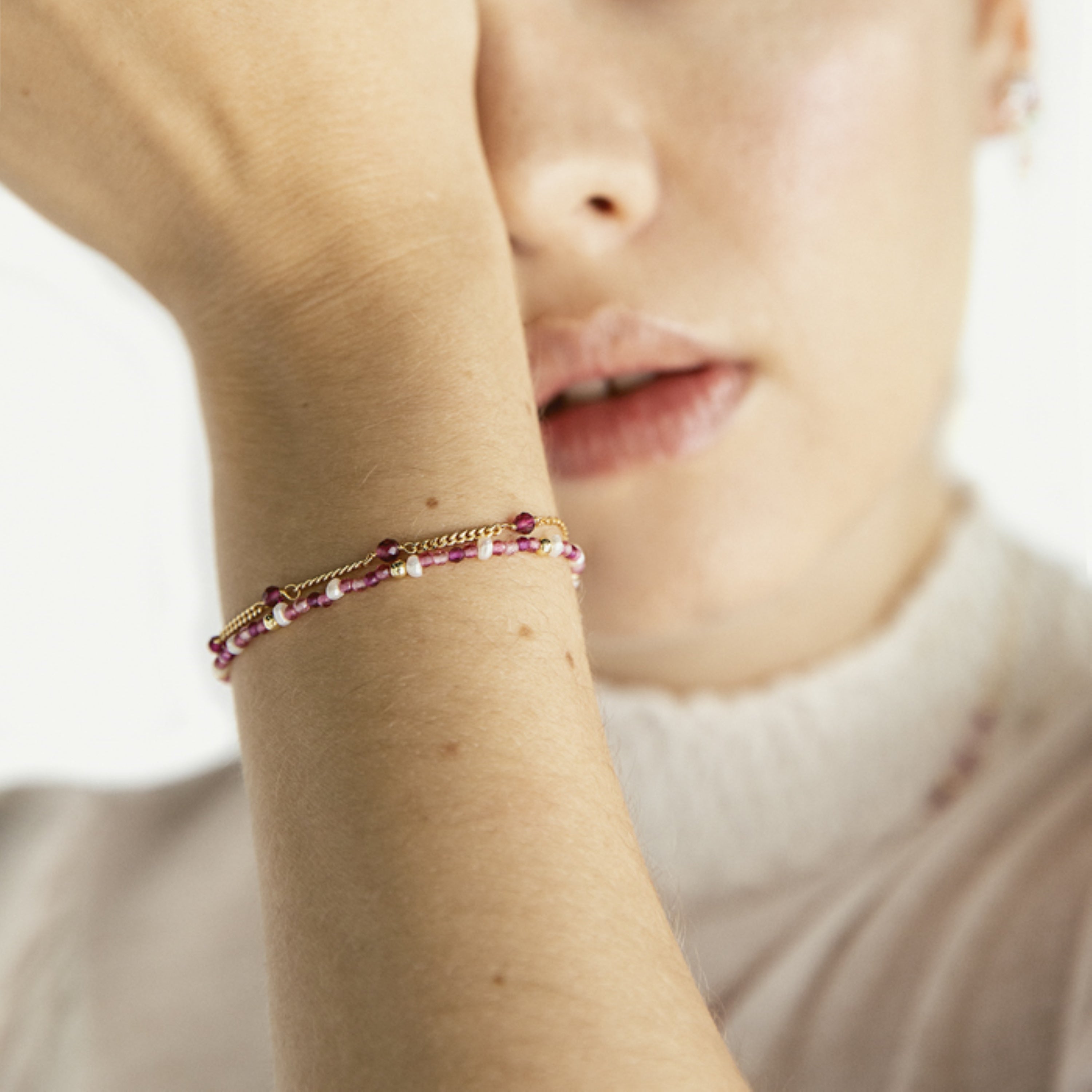 925 Sterling Silver Bracelet with Pink Crystals Finished in 18K Yellow Gold - Raknis