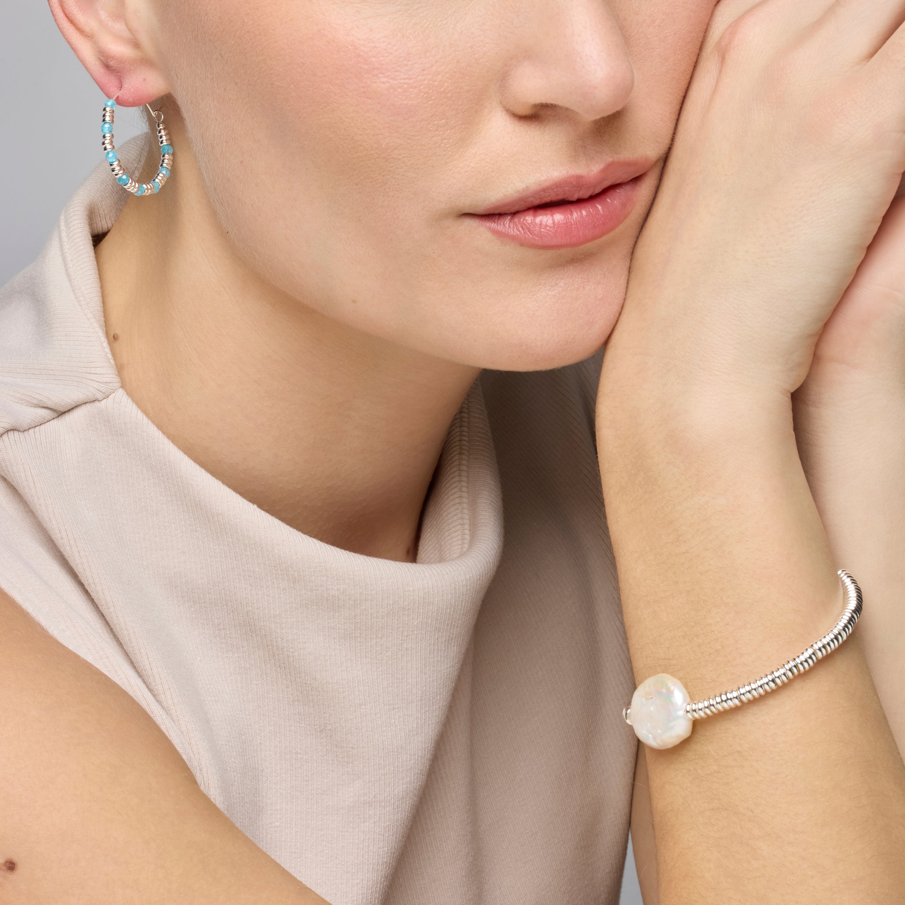 925 Sterling Silver and White Pearl Bracelet with Rhodium Finish - Siever