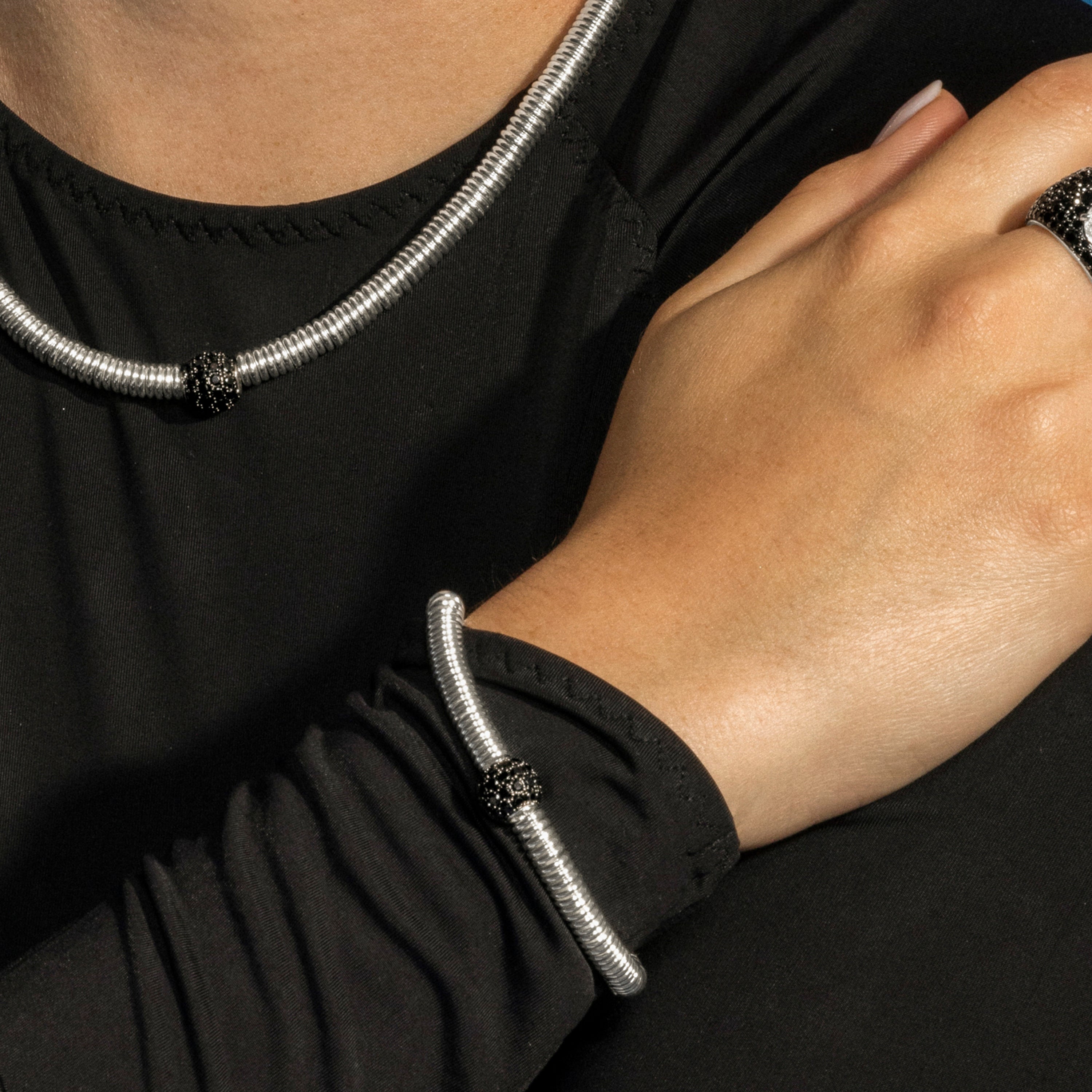 Pulseira de Prata 925 e Zircônia Ônix com acabamento em ródio - Orfi