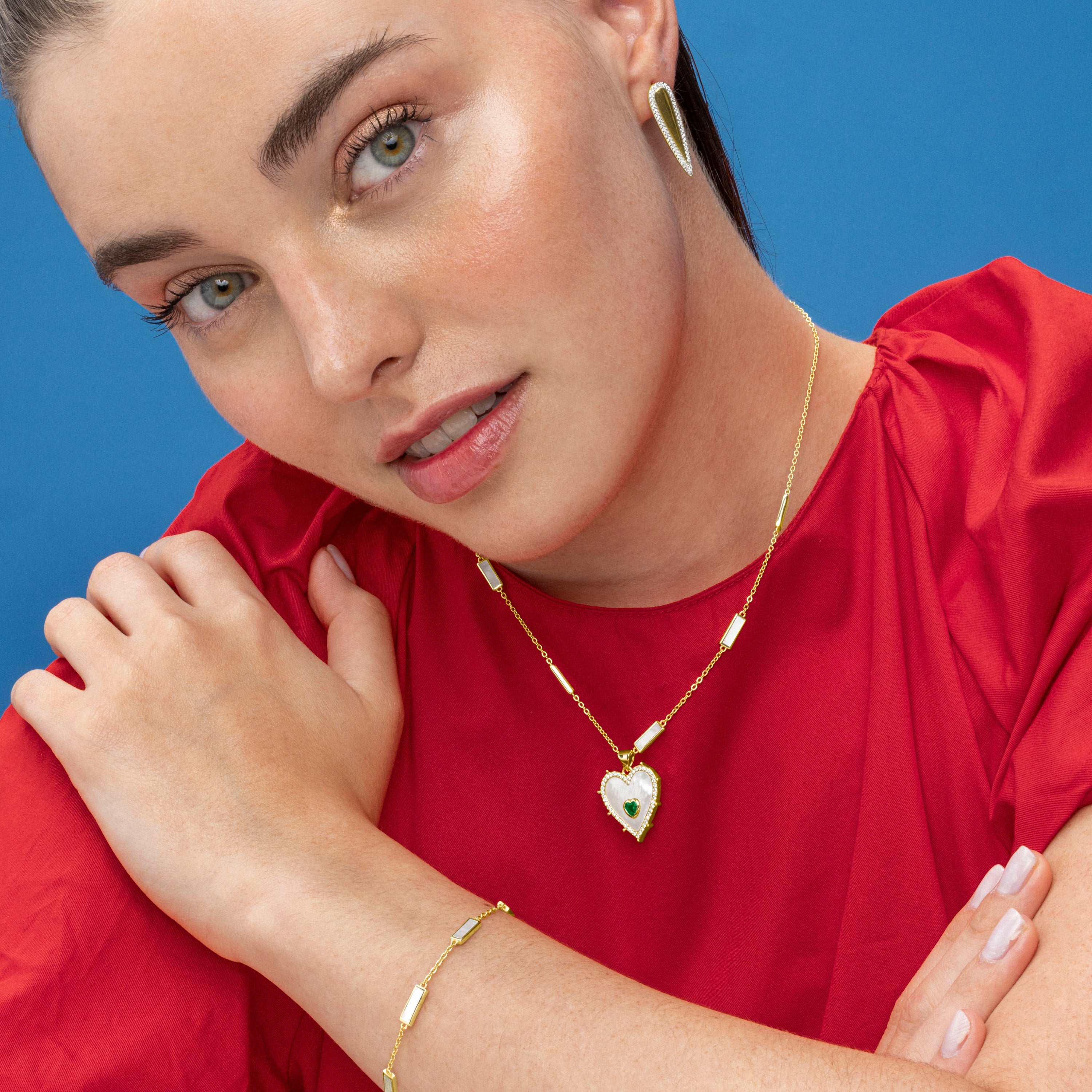 Pulseira de Prata de Lei 925 e Madrepérola Branca com banho de ouro 18k - Limy