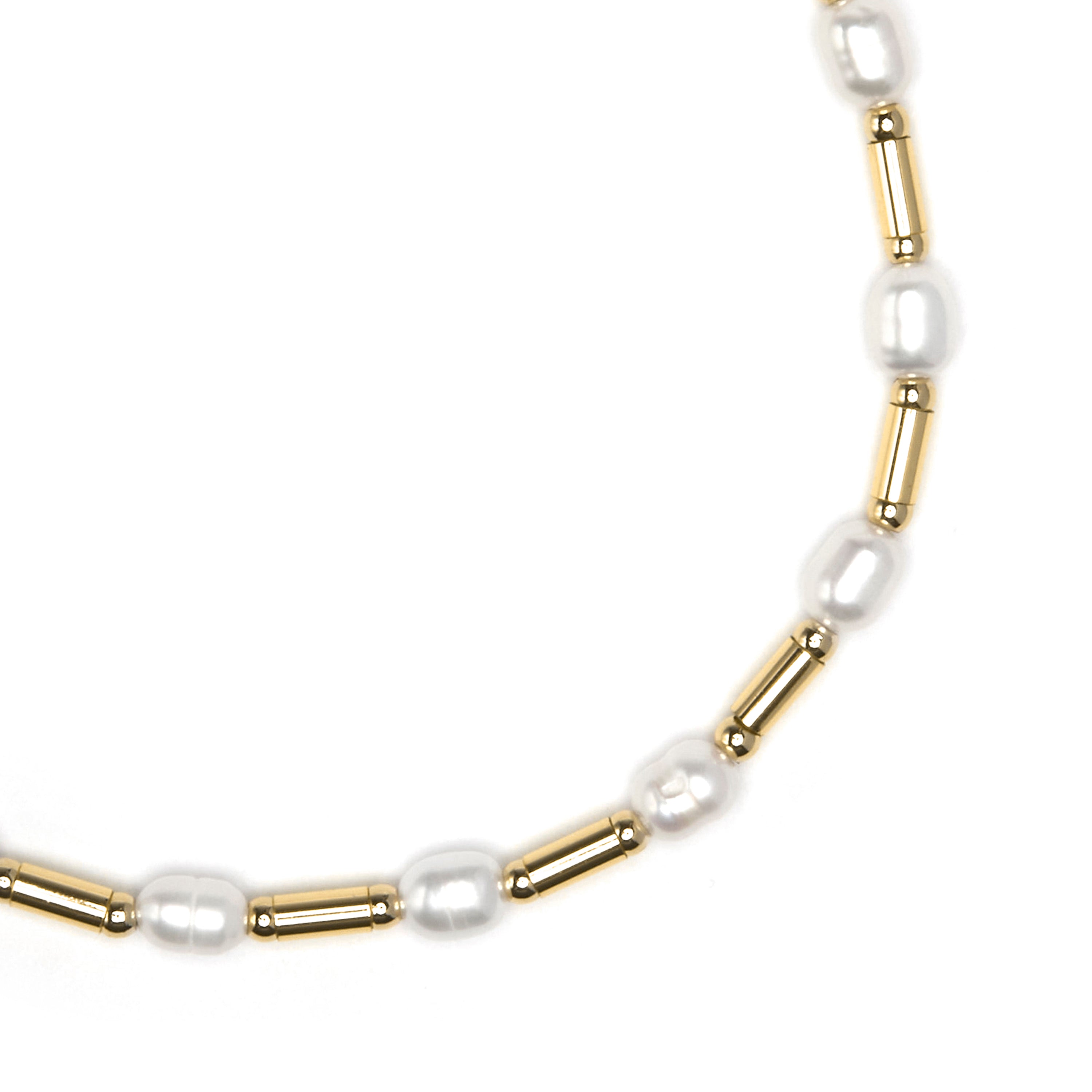 925 Sterling Silver and White Pearl Bracelet with 18k Yellow Gold Plating - Laurid