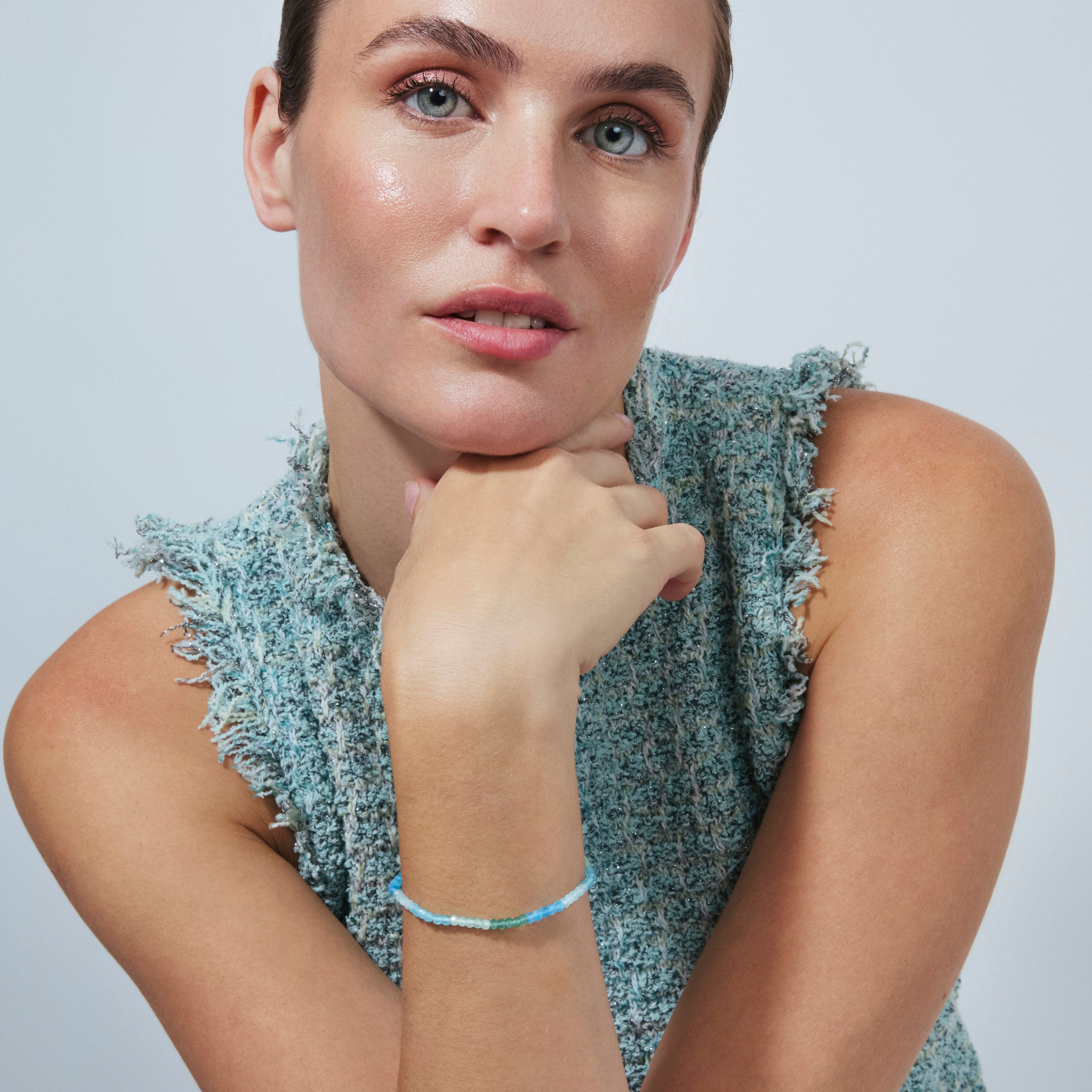 Pulsera de Plata de Ley 925 y Circonita Aguamarina acabado en oro amarillo de 18k - Saino