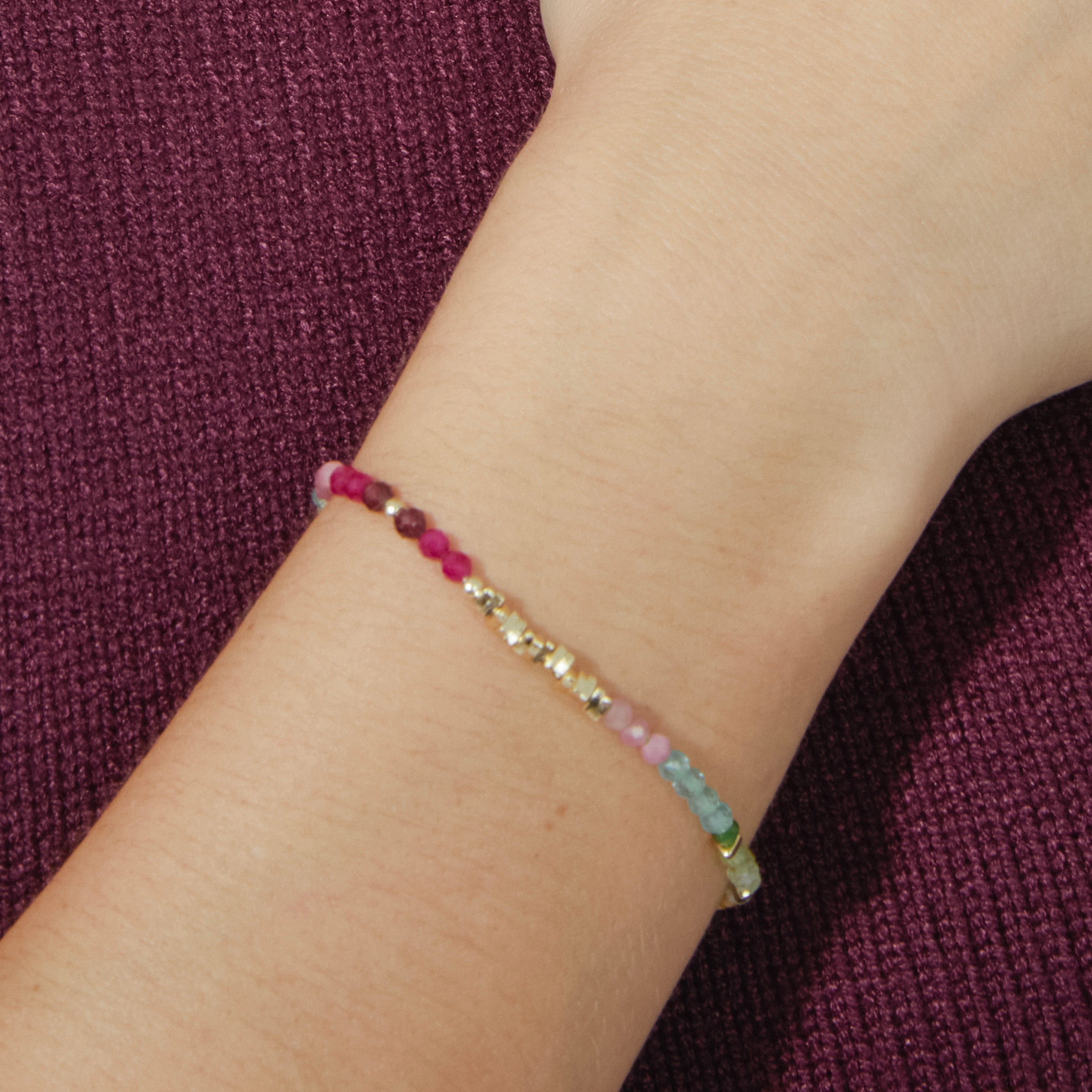 Pulseira de Prata de Lei 925 e Cristal Multicolorido com acabamento em ouro amarelo 18k - Ane