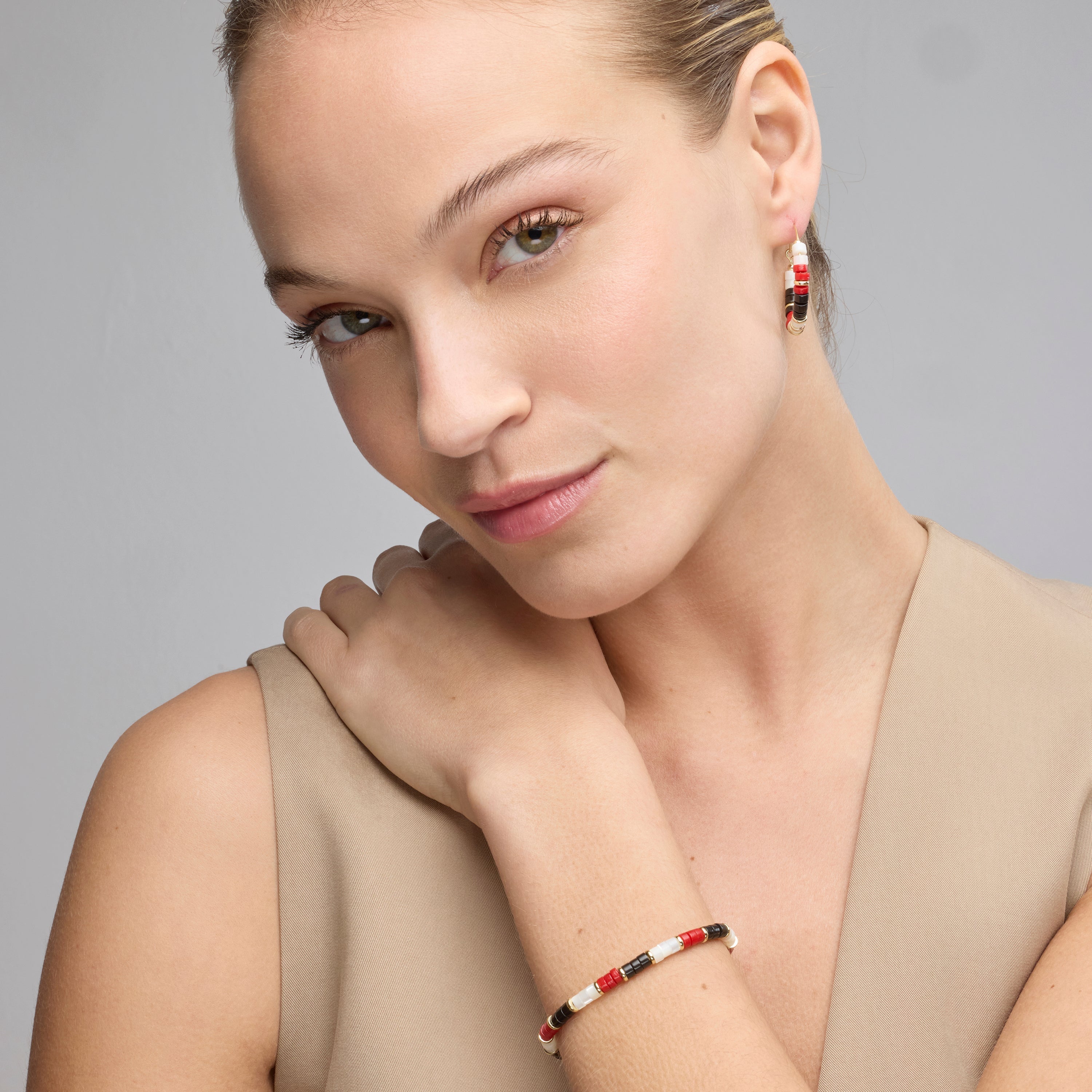 925 Sterling Silver and Coral Bracelet with 18k Yellow Gold Finish - Siraba