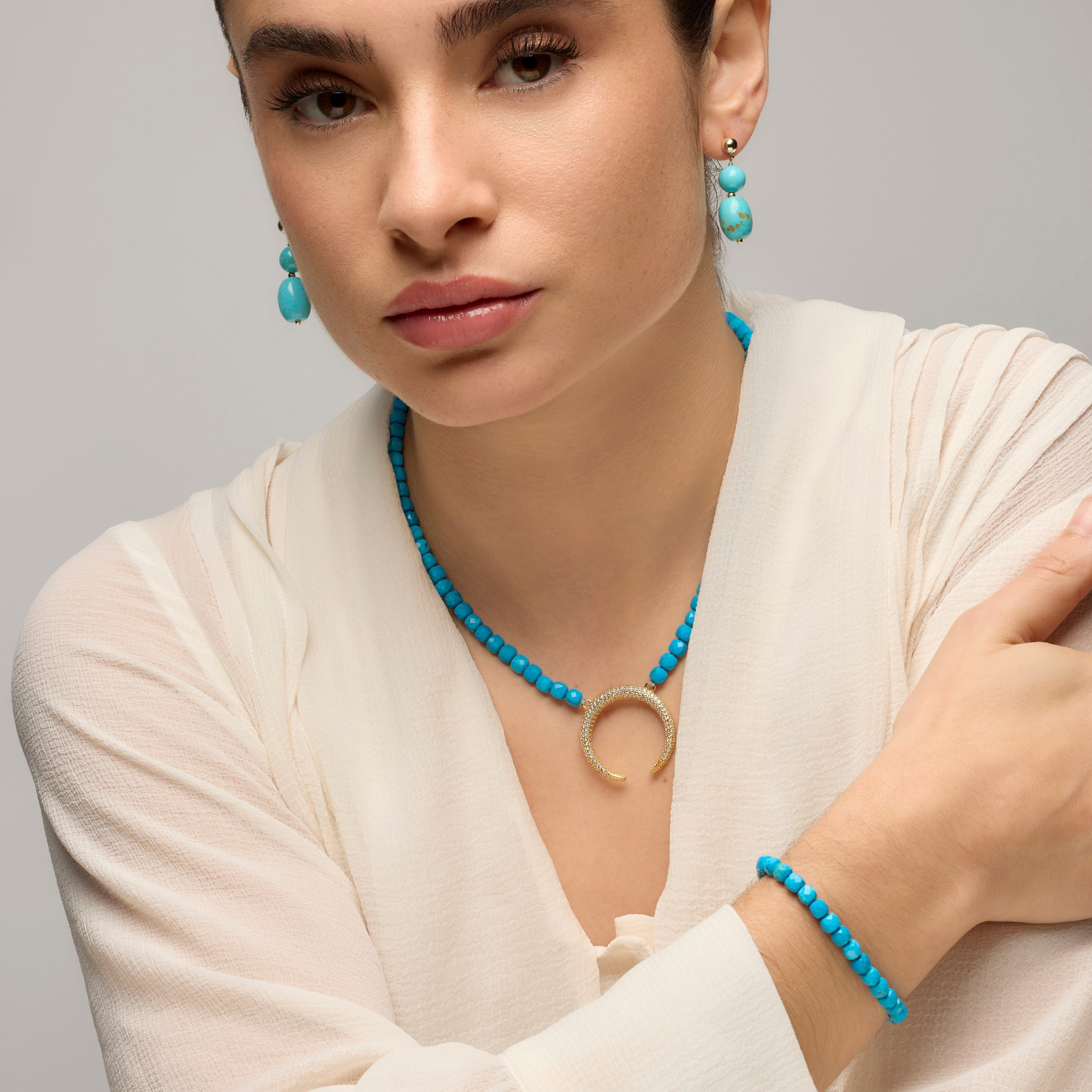 925 Sterling Silver and Turquoise Bracelet with 18k Yellow Gold Finish - Wasa