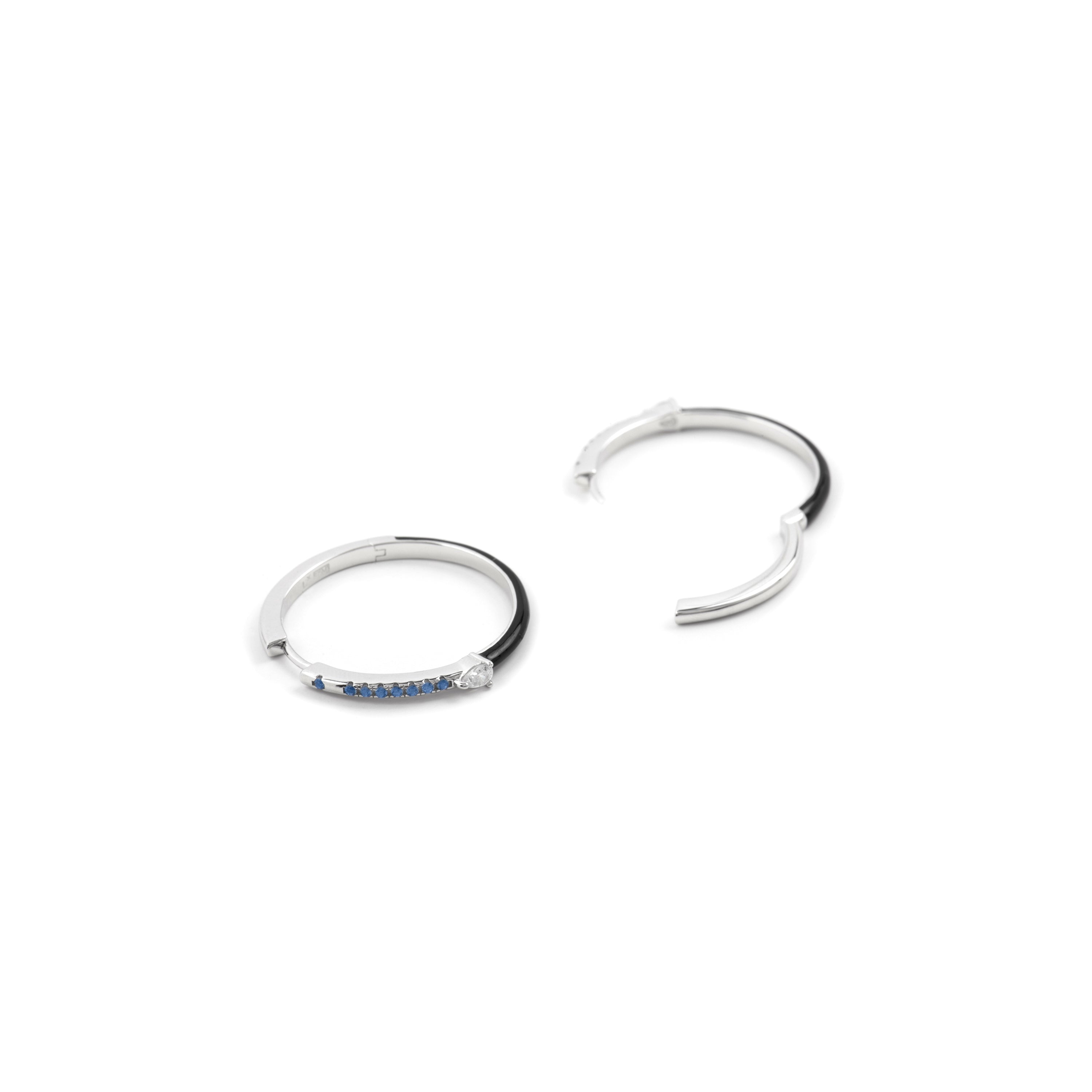 Brincos de Prata 925 com Zircônia Azul Topázio, acabamento rodinado - Drado