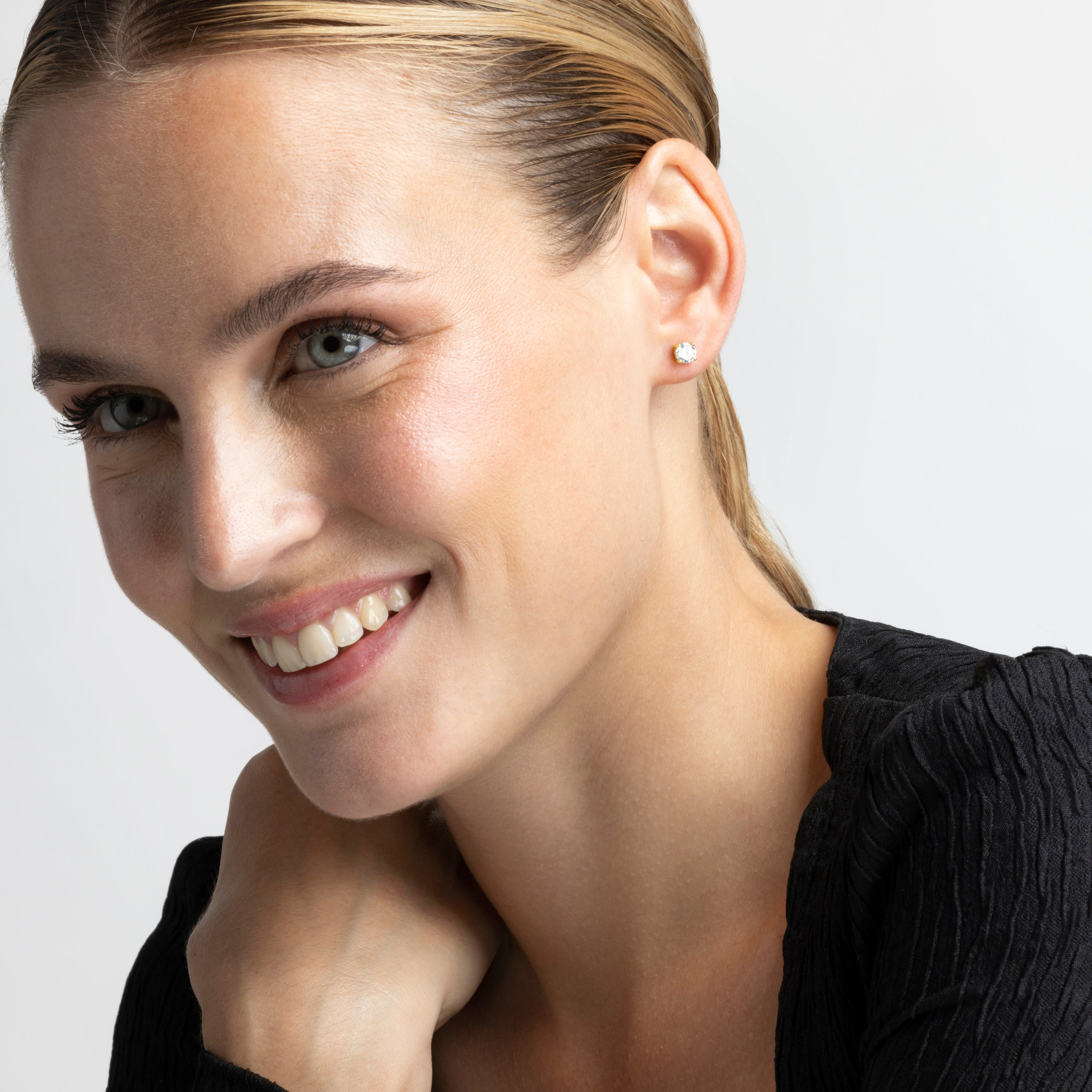 925 Sterling Silver Earrings with Rhodium-Plated Brilliant Zirconia - Basic