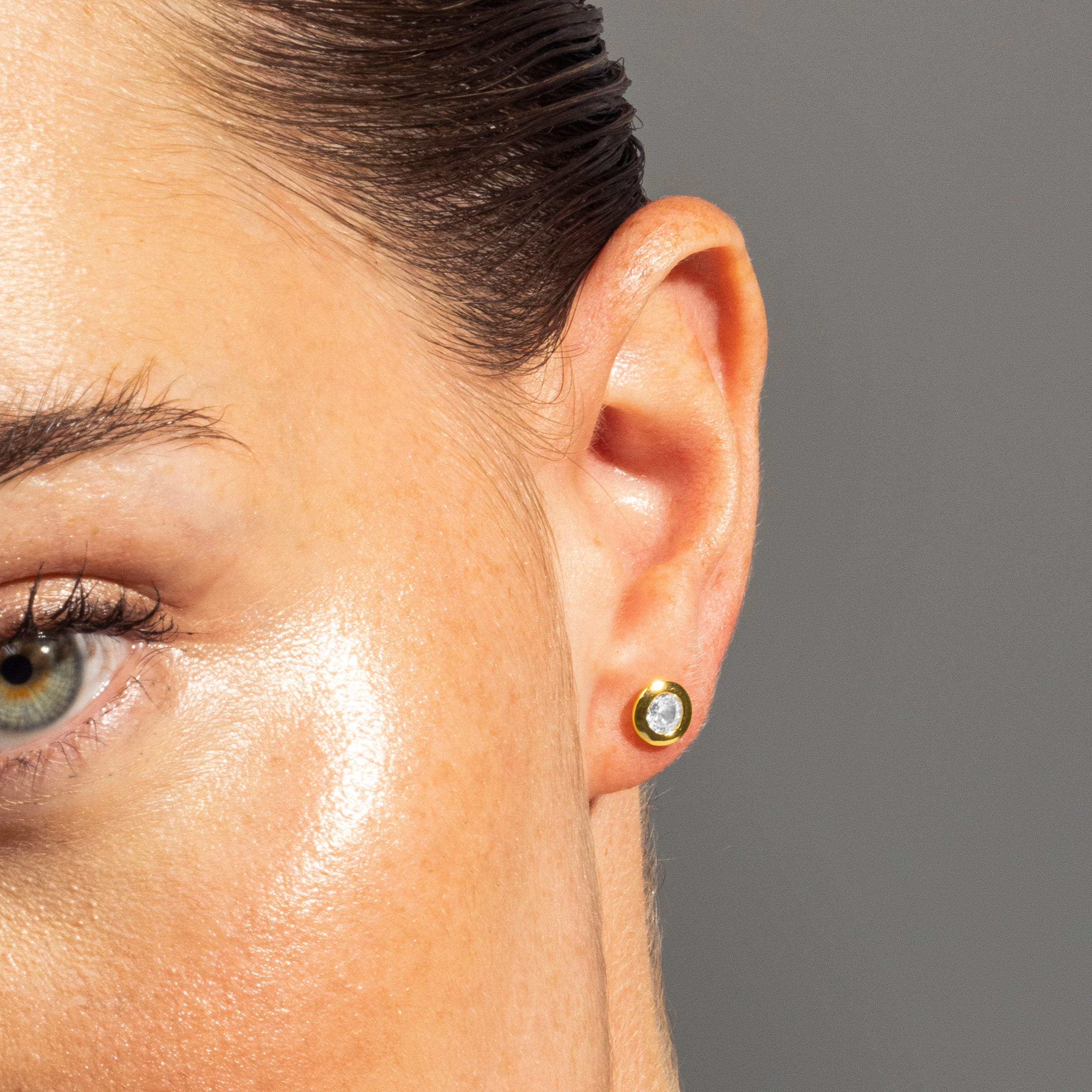 925 Sterling Silver Earrings with Brilliant Zirconia in 18K Yellow Gold Finish - Zaja