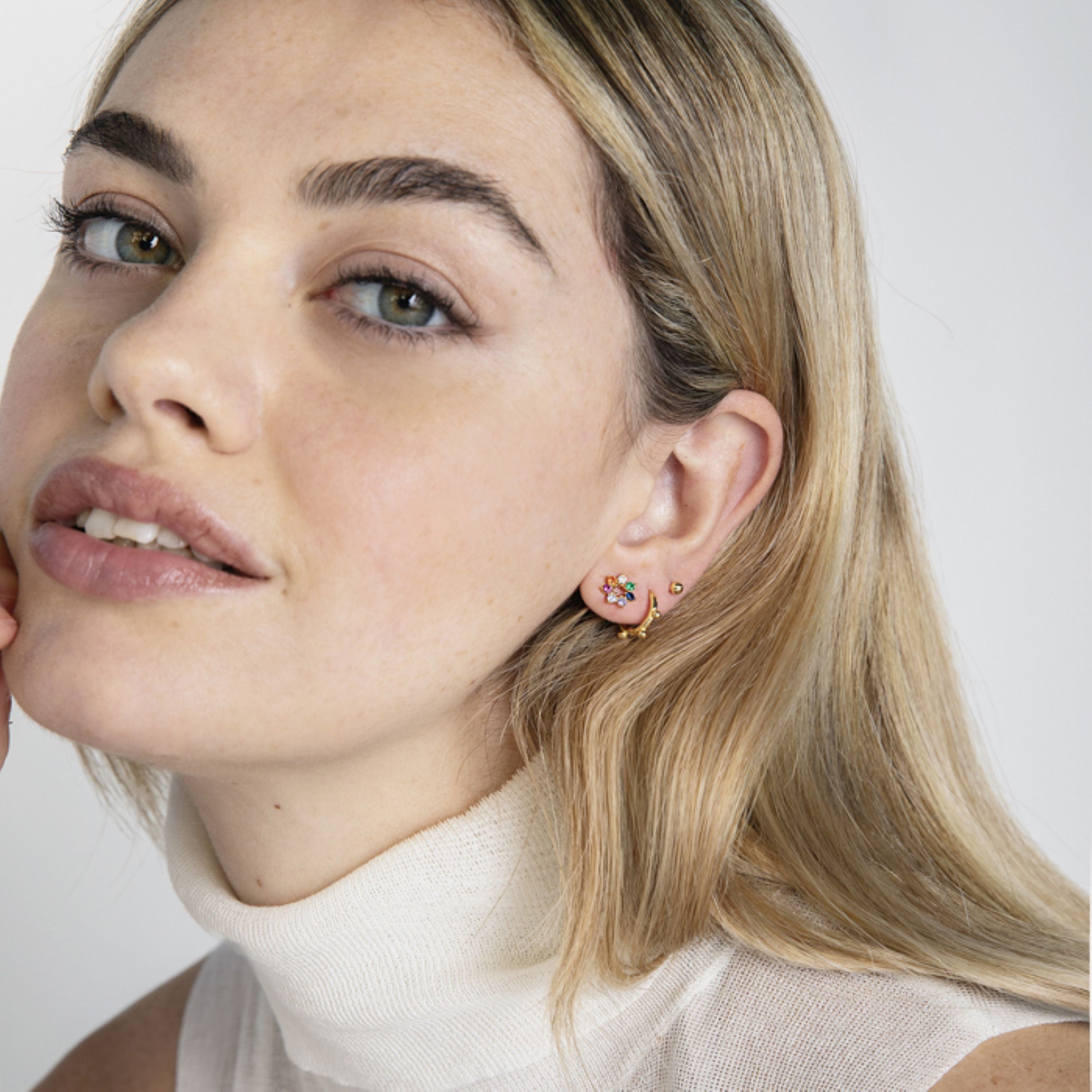 925 Sterling Silver Earrings with Multicolor Zirconia Finished in 18K Yellow Gold - Sywa