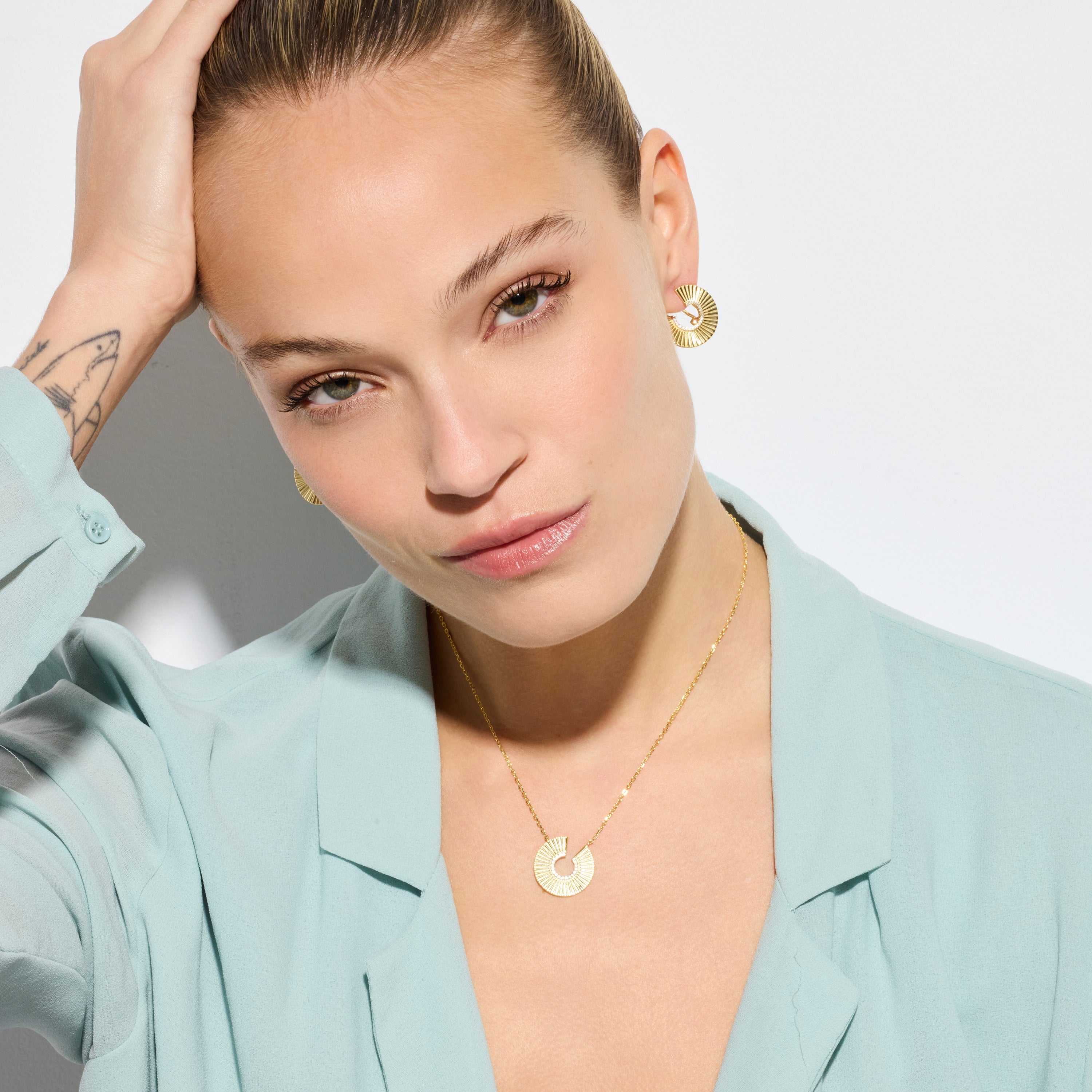 Pendientes de Plata de Ley 925 y Circonita Brillante acabado oro amarillo de 18k - Dragi