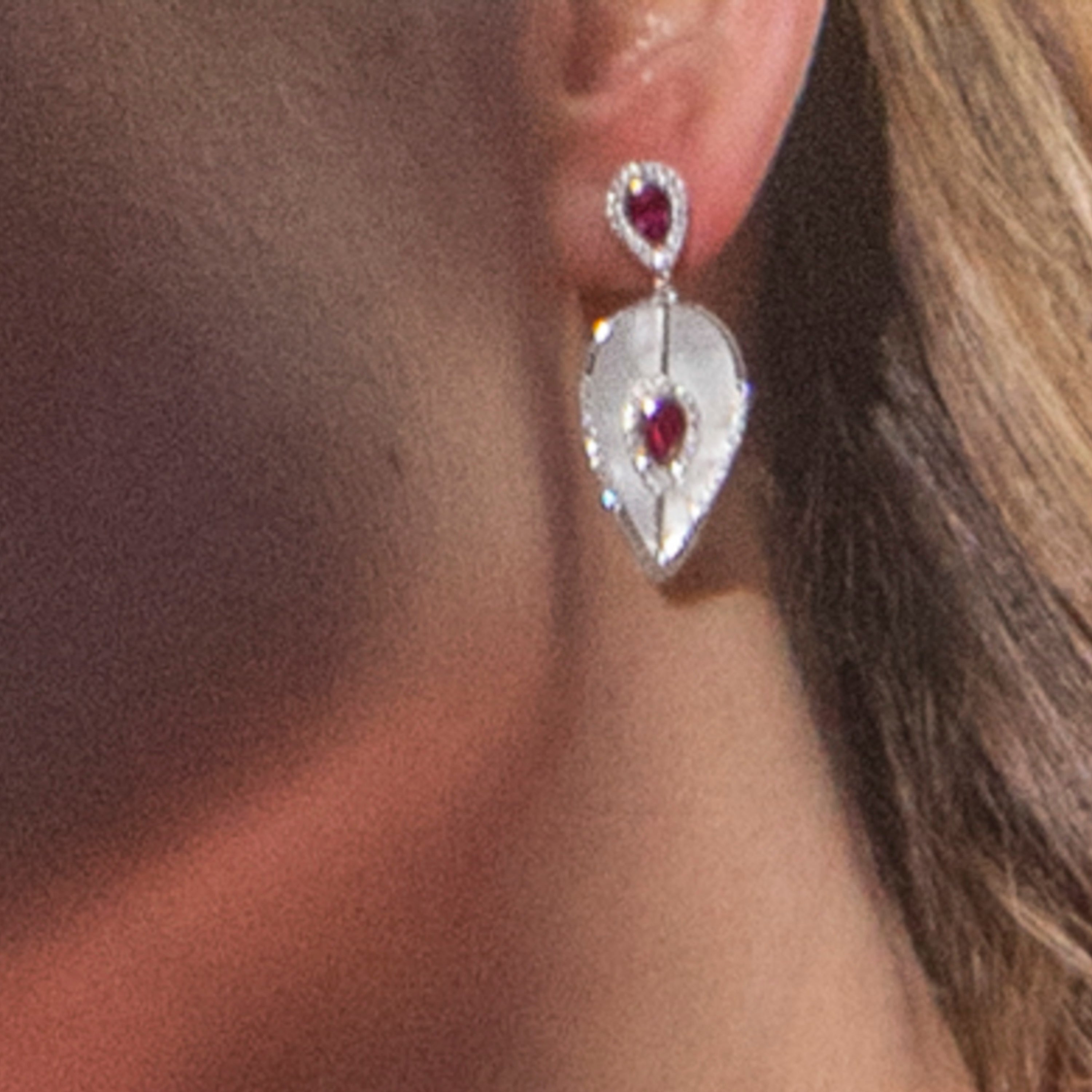 Pendientes de Plata de Ley 925 y Cuarzo Hidrotermal Cereza acabado rodio - Torwa