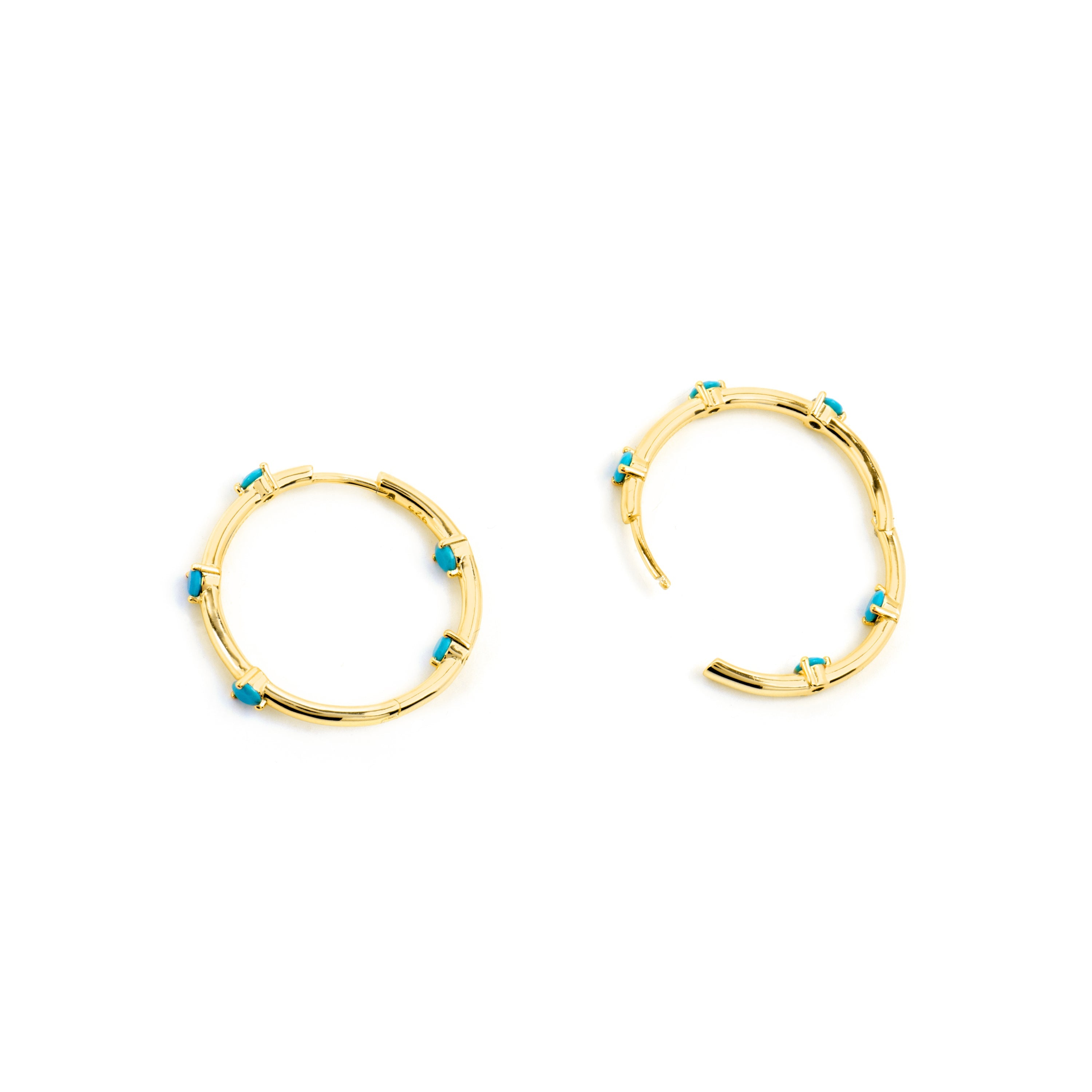 Pendientes de Plata de Ley 925 y Turquesa acabado oro amarillo de 18k Grukma