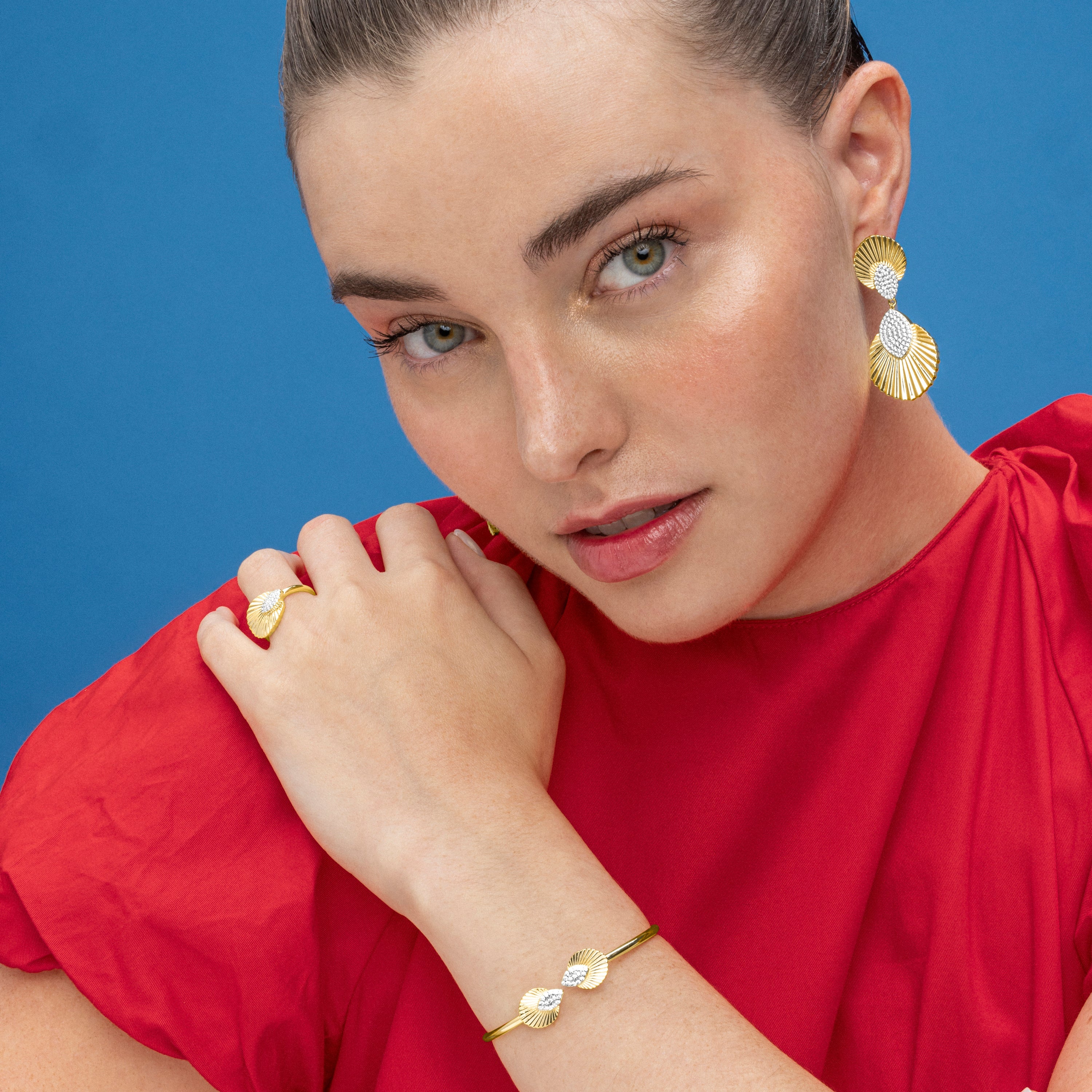925 Sterling Silver and Brilliant Zirconia Earrings, 18k Gold Finish - Drakfar