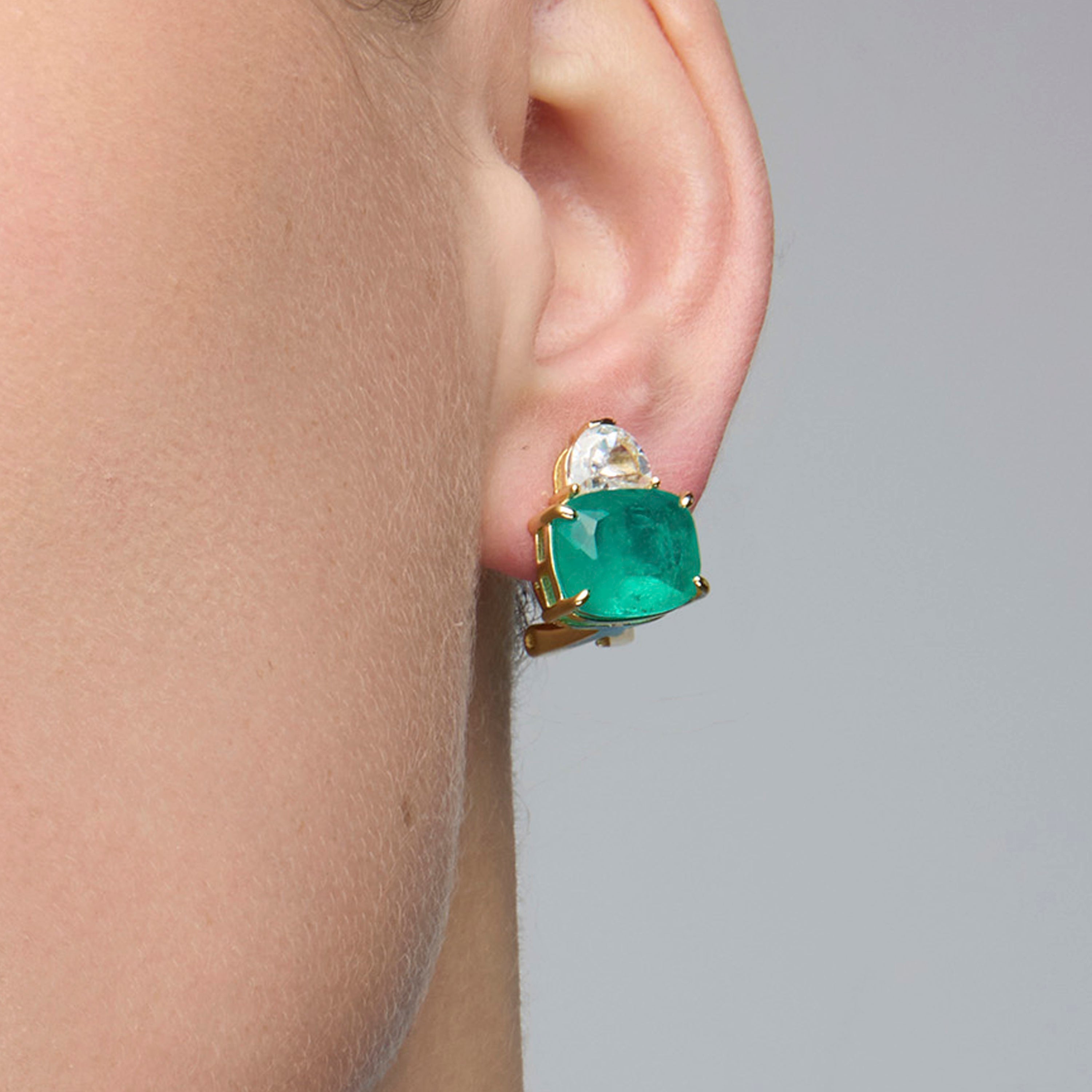 Pendientes de Plata de Ley 925 y Cuarzo Hidrotermal Verde Paraiba acabado oro amarillo de 18k - Rukna