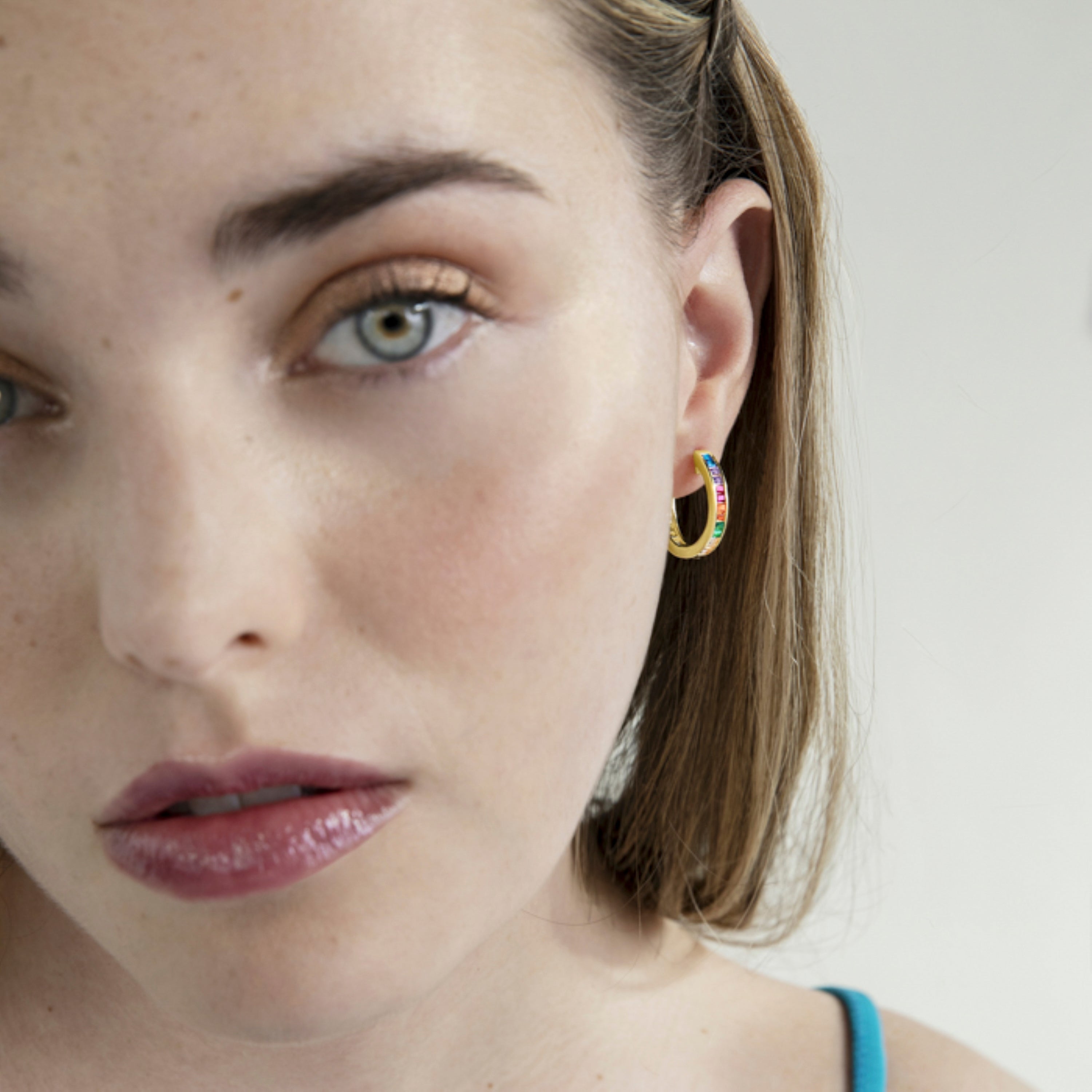 925 Sterling Silver Earrings with Multicolor Zirconia Finished in 18K Yellow Gold - Tuhato