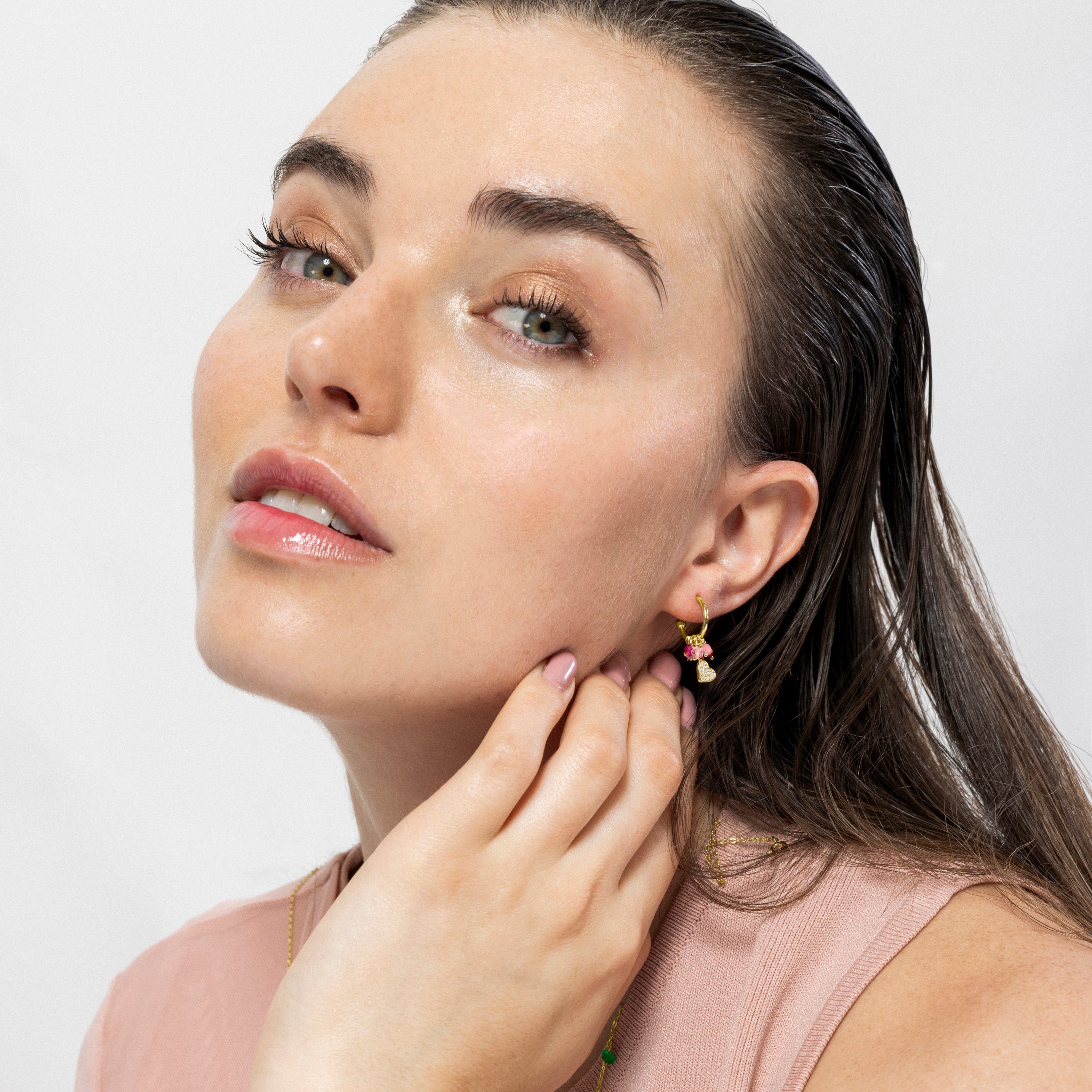 Pendientes de Plata de Ley 925 y Cristal Rosa acabados en oro amarillo de 18k - Corazón