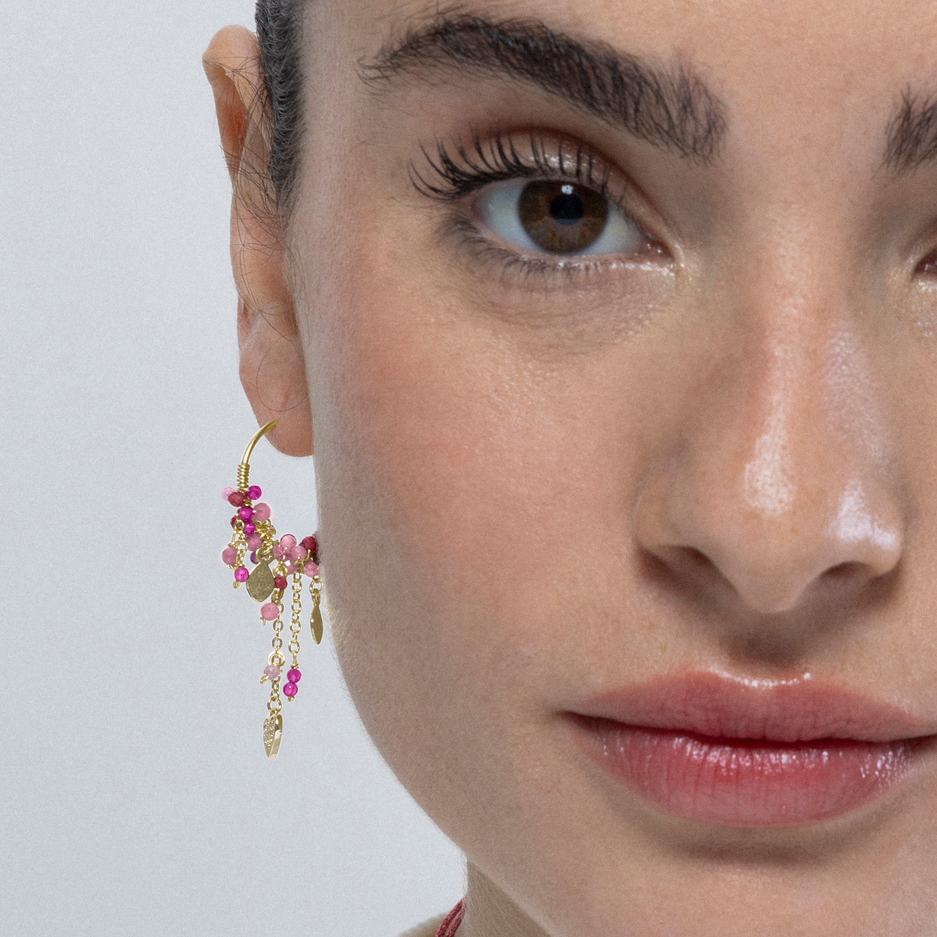 Pendientes de Plata de Ley 925 y Cristal Rosa acabados en oro amarillo de 18k - Corazón