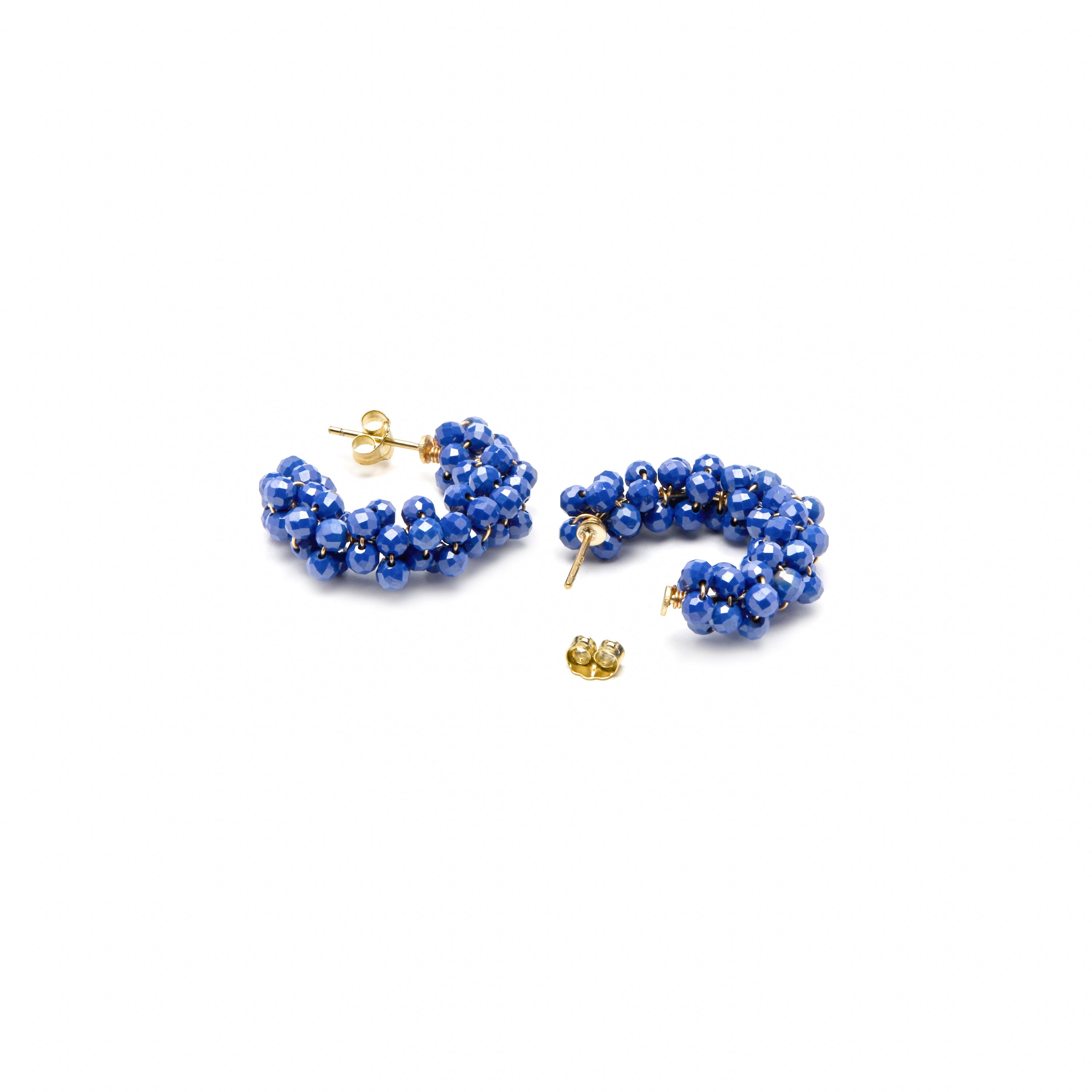 Brincos de Prata de Lei 925 e Cristal Azul Escuro com acabamento em ouro amarelo de 18k - Silka