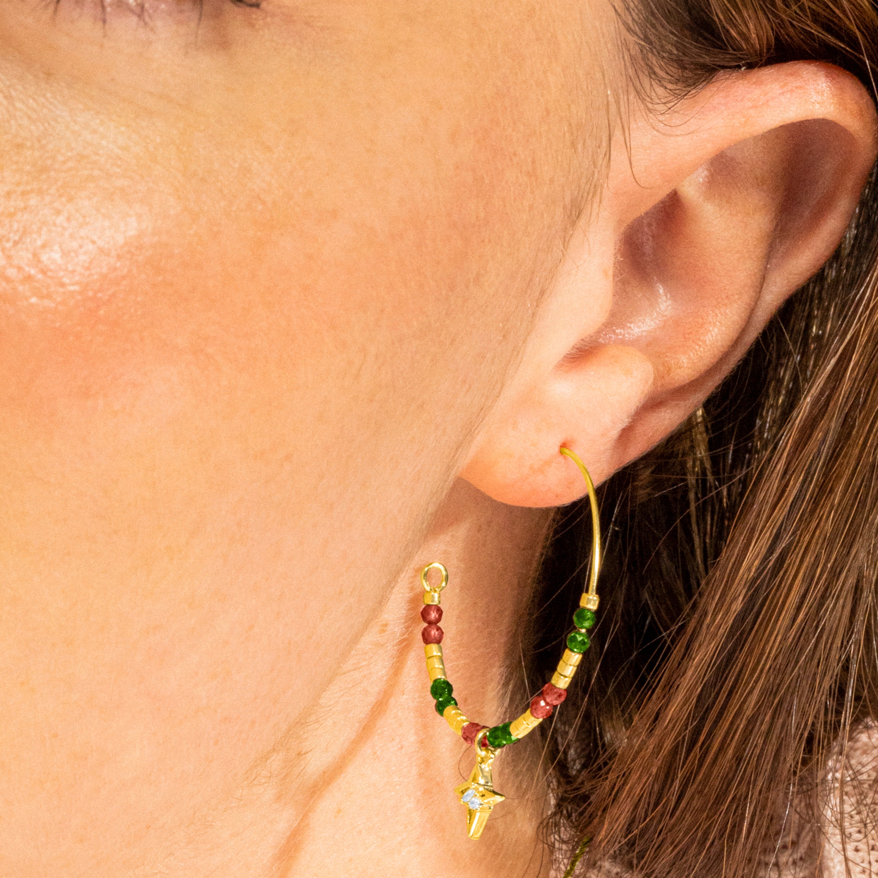 925 Sterling Silver and Brilliant Zirconia Earrings, 18k Gold Finish - Paila