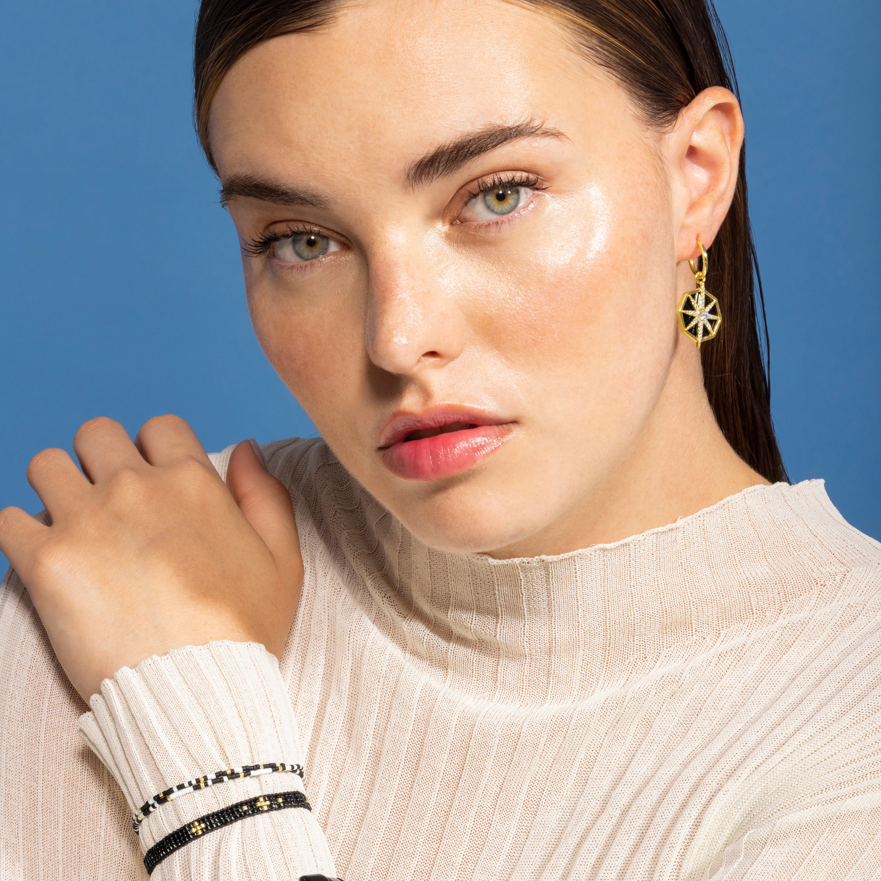 925 Sterling Silver and Onyx Earrings with 18k Gold Finish - Misahy