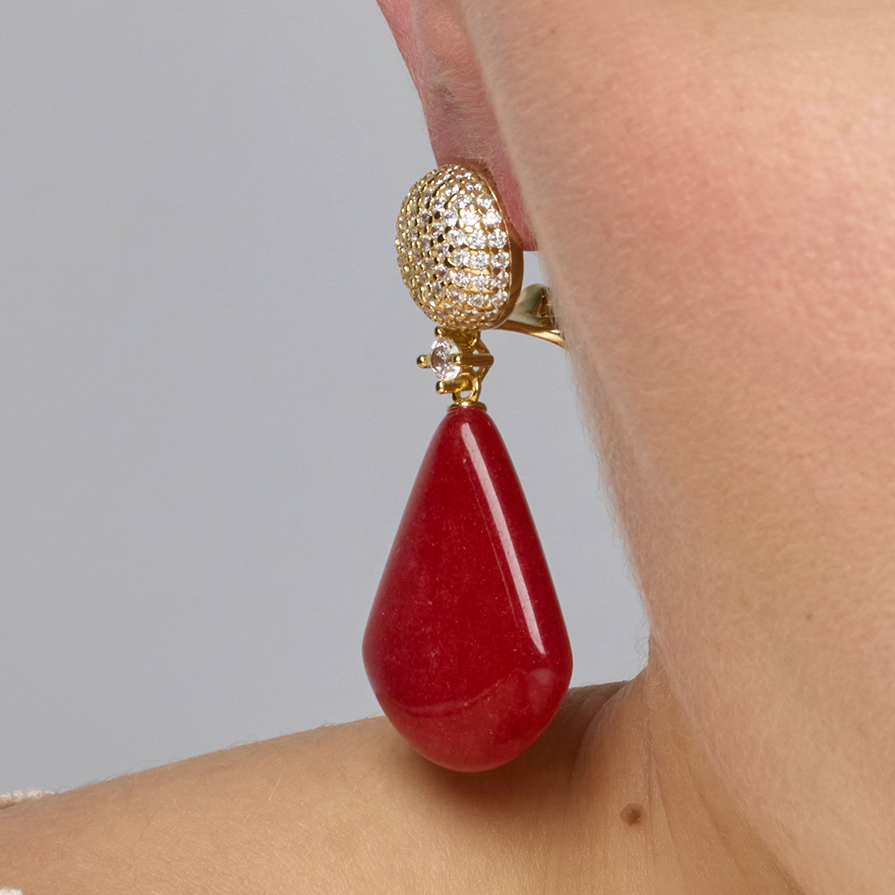 Pendientes de Plata de Ley 925 y Coral acabado oro amarillo de 18k - Iakha