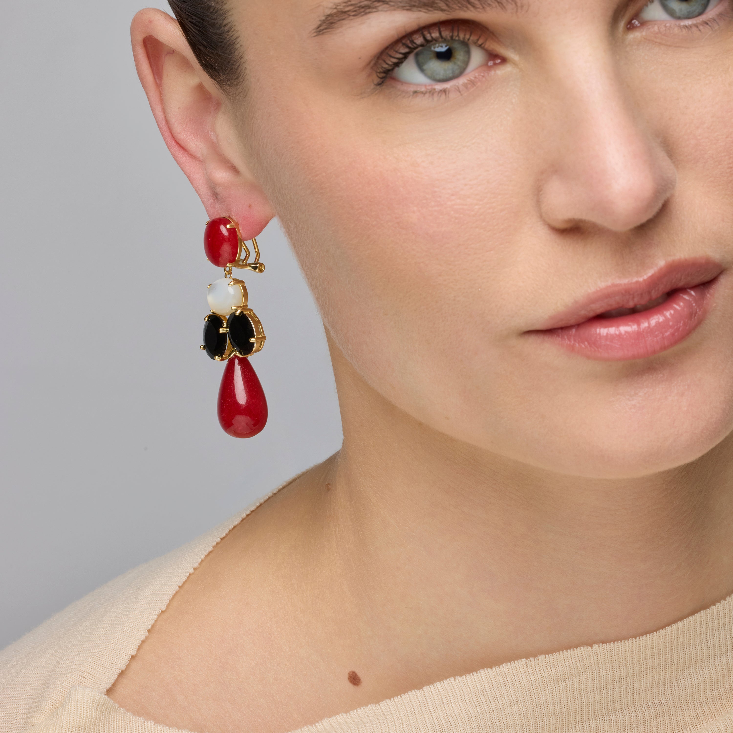 925 Sterling Silver and Coral Earrings in 18k Yellow Gold Finish - Dumi