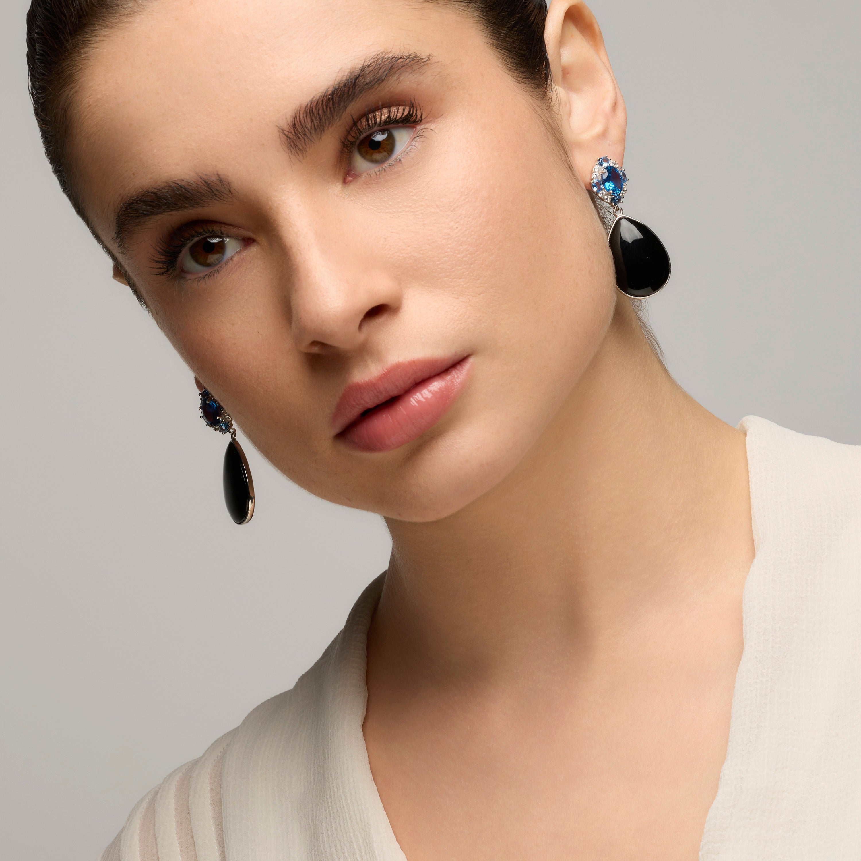 Pendientes de Plata de Ley 925 y Cuarzo Hidrotermal Onix acabado rodio - Arwu