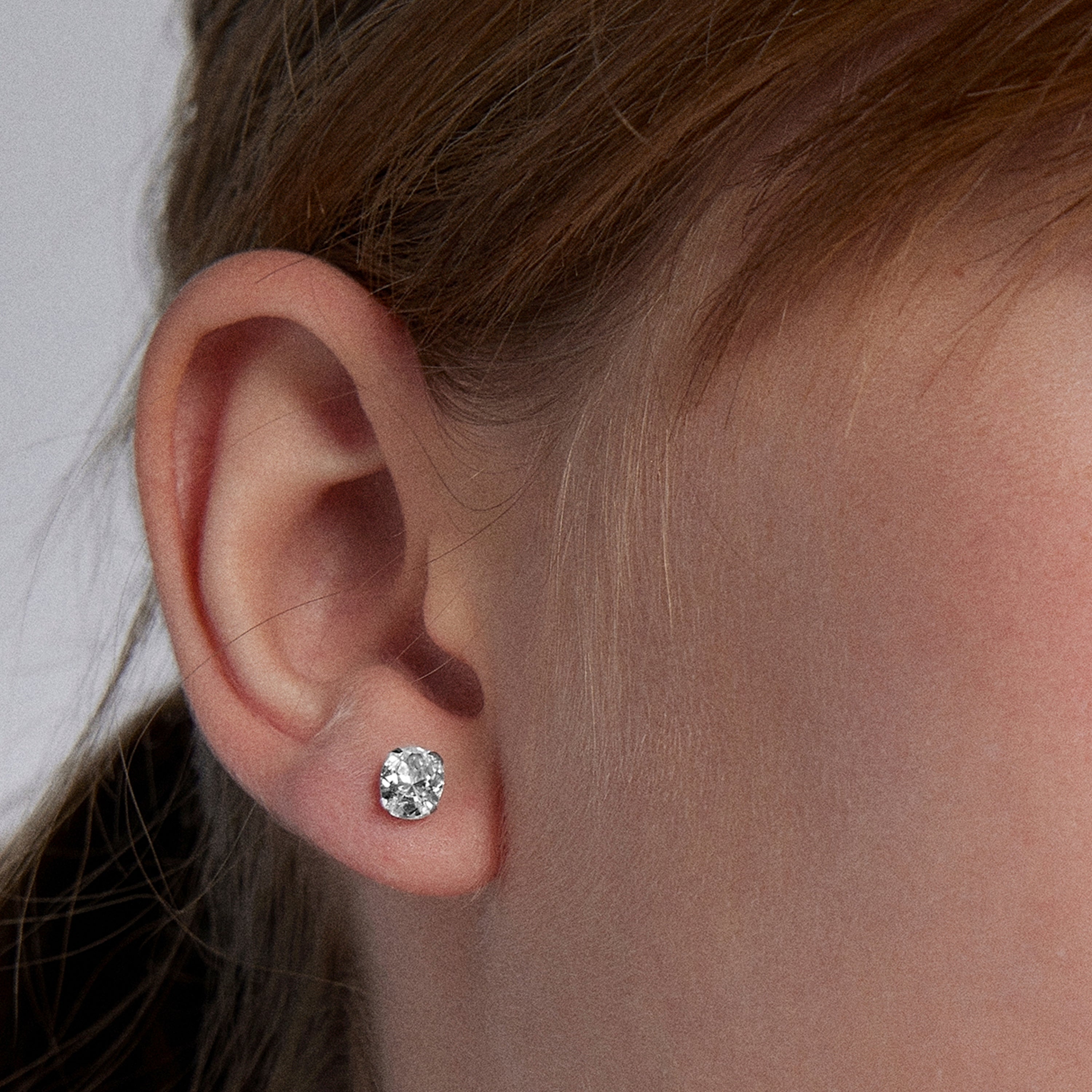 925 Sterling Silver Earrings with Rhodium-Plated Brilliant Zirconia - Essential