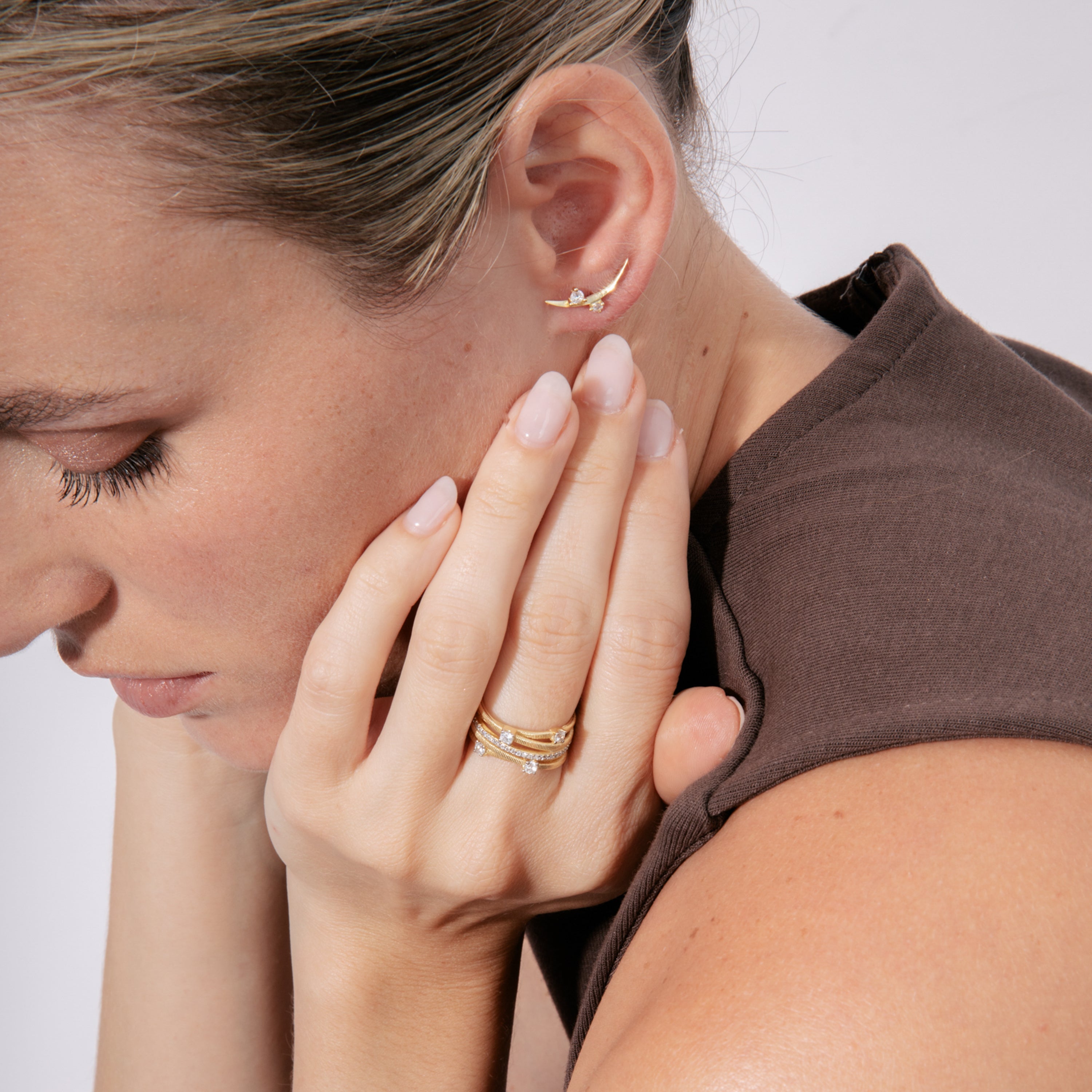 925 Sterling Silver and Brilliant Zirconia earrings with 18k yellow gold finish - Ryfio