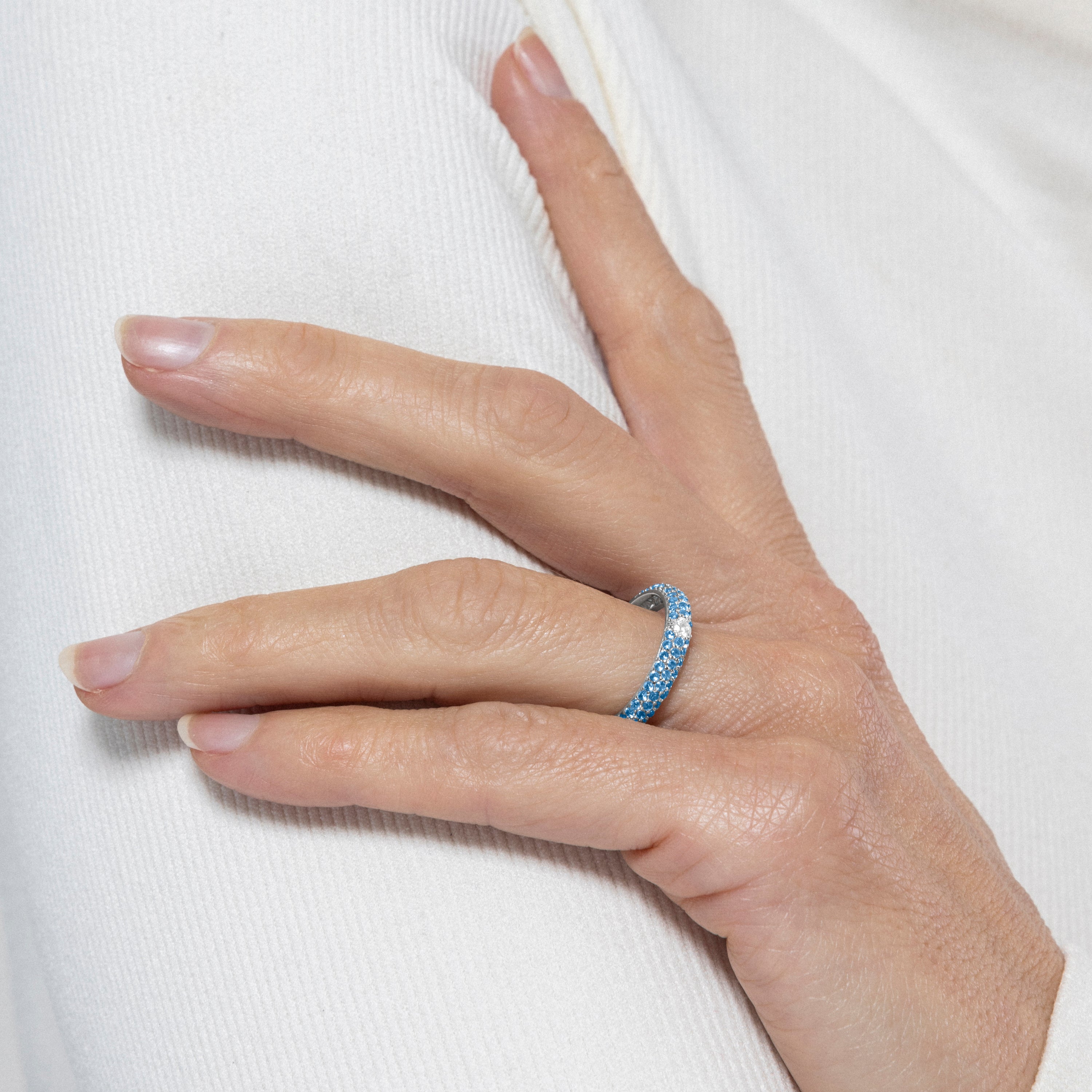 925 Sterling Silver Ring with Rhodium-Plated Sapphire Zirconia - Ontary